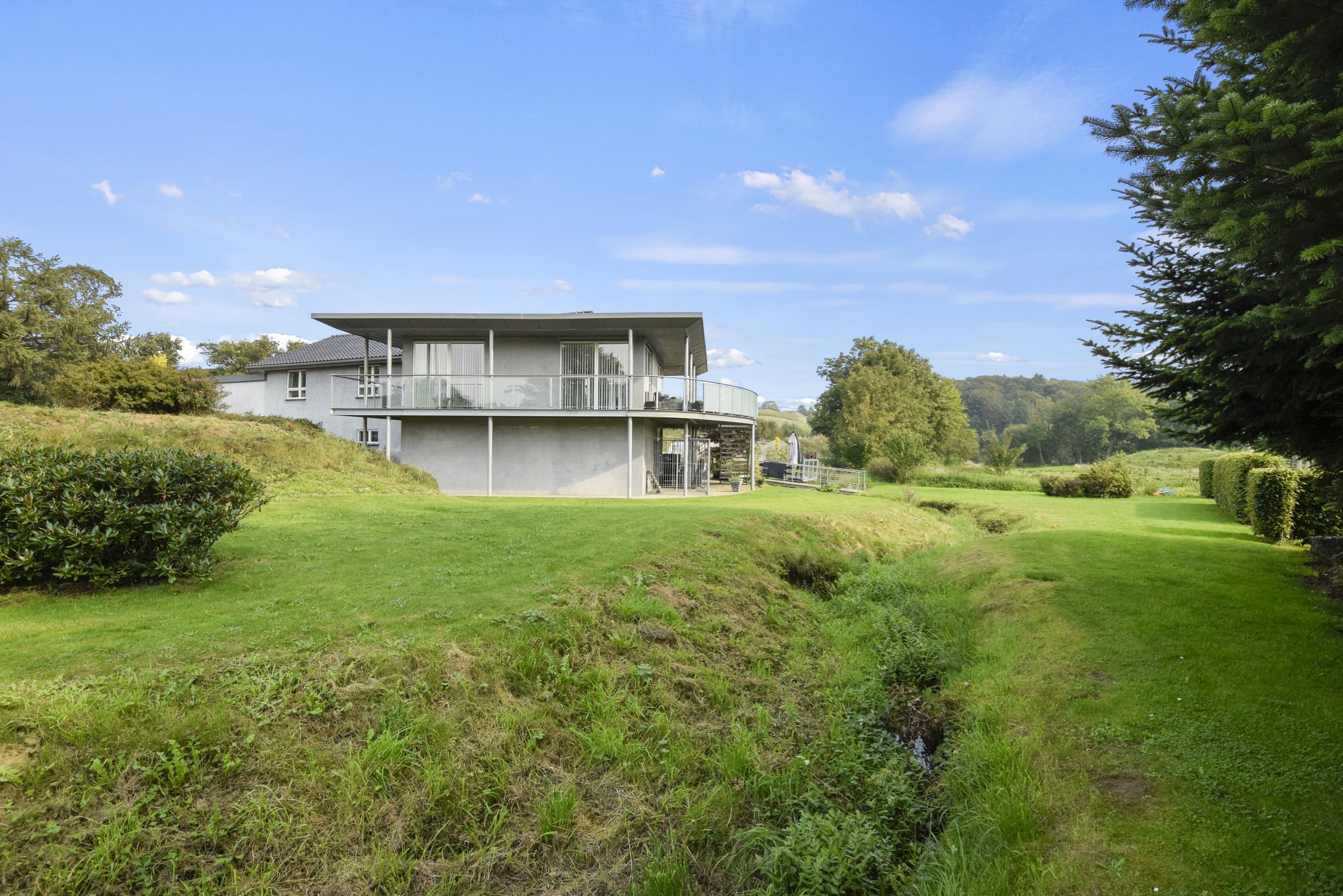 Fremhævet ejendommen billede i fuldskærmstilstand. Billede af Horsensvej 93 + 93B, Tebstrup, 8660 Skanderborg