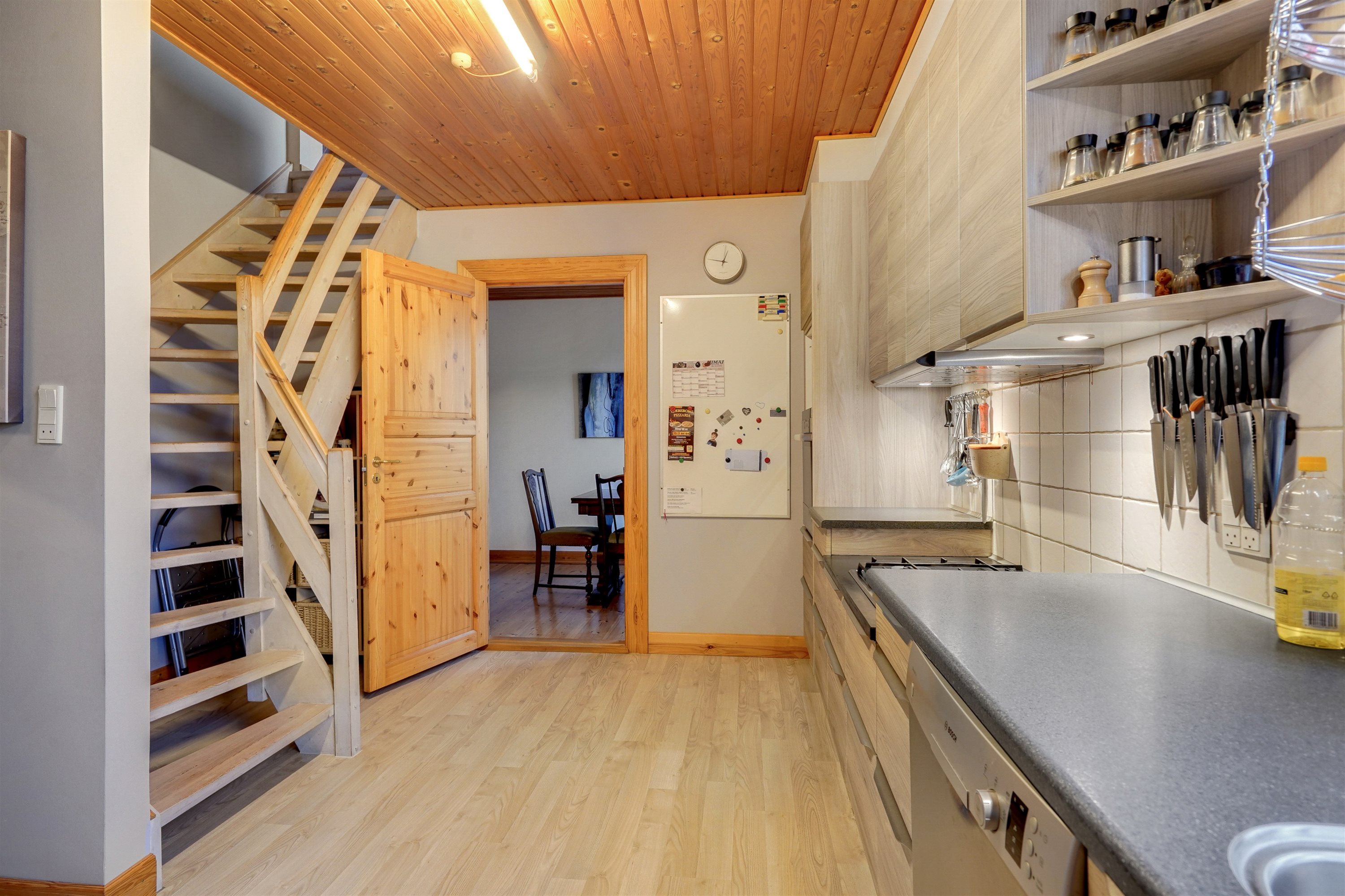 Fremhævet køkken billede i fuldskærmstilstand. Billede af Allerupvej 21, Sneum, 6731 Tjæreborg