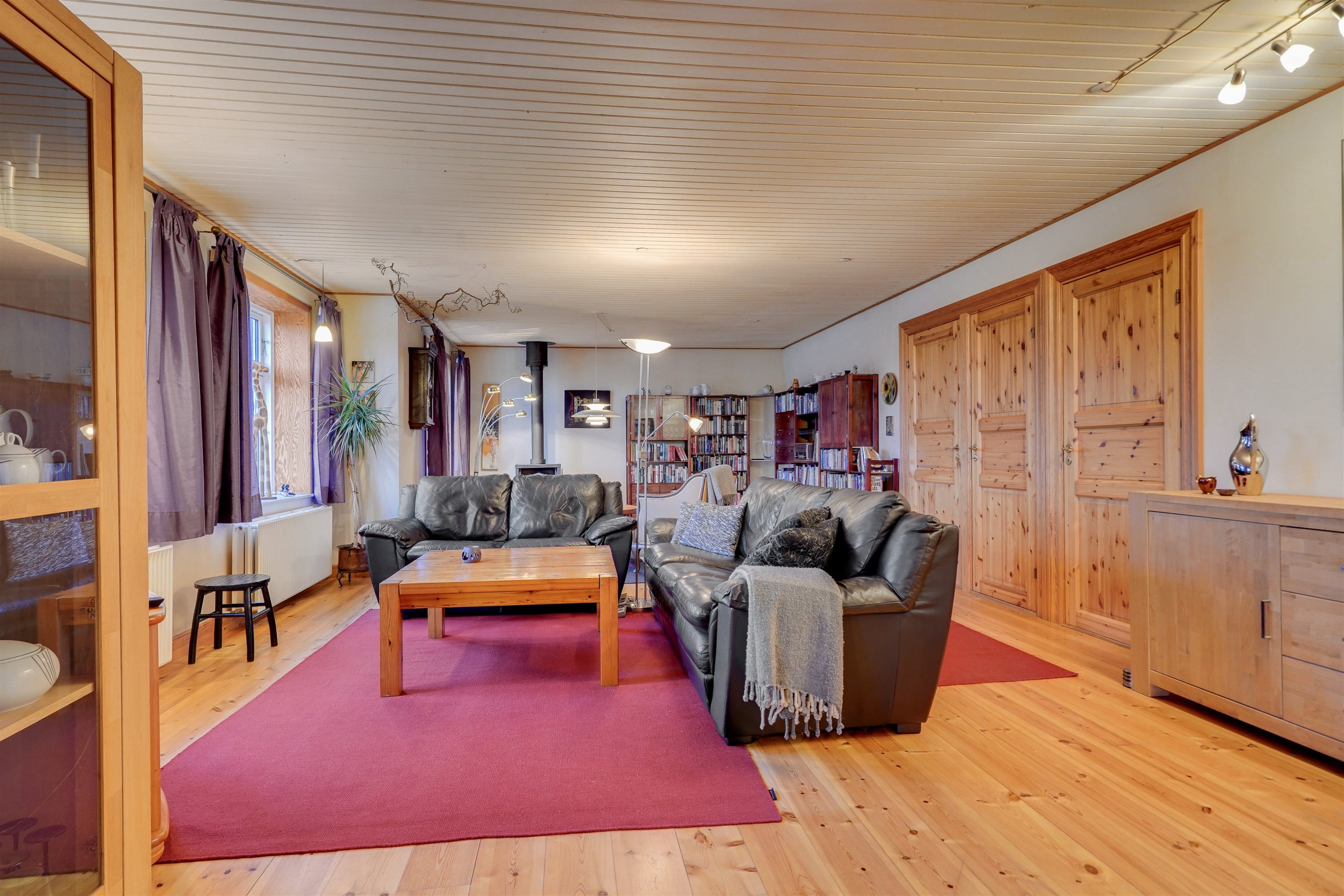 Fremhævet stue billede i fuldskærmstilstand. Billede af Allerupvej 21, Sneum, 6731 Tjæreborg