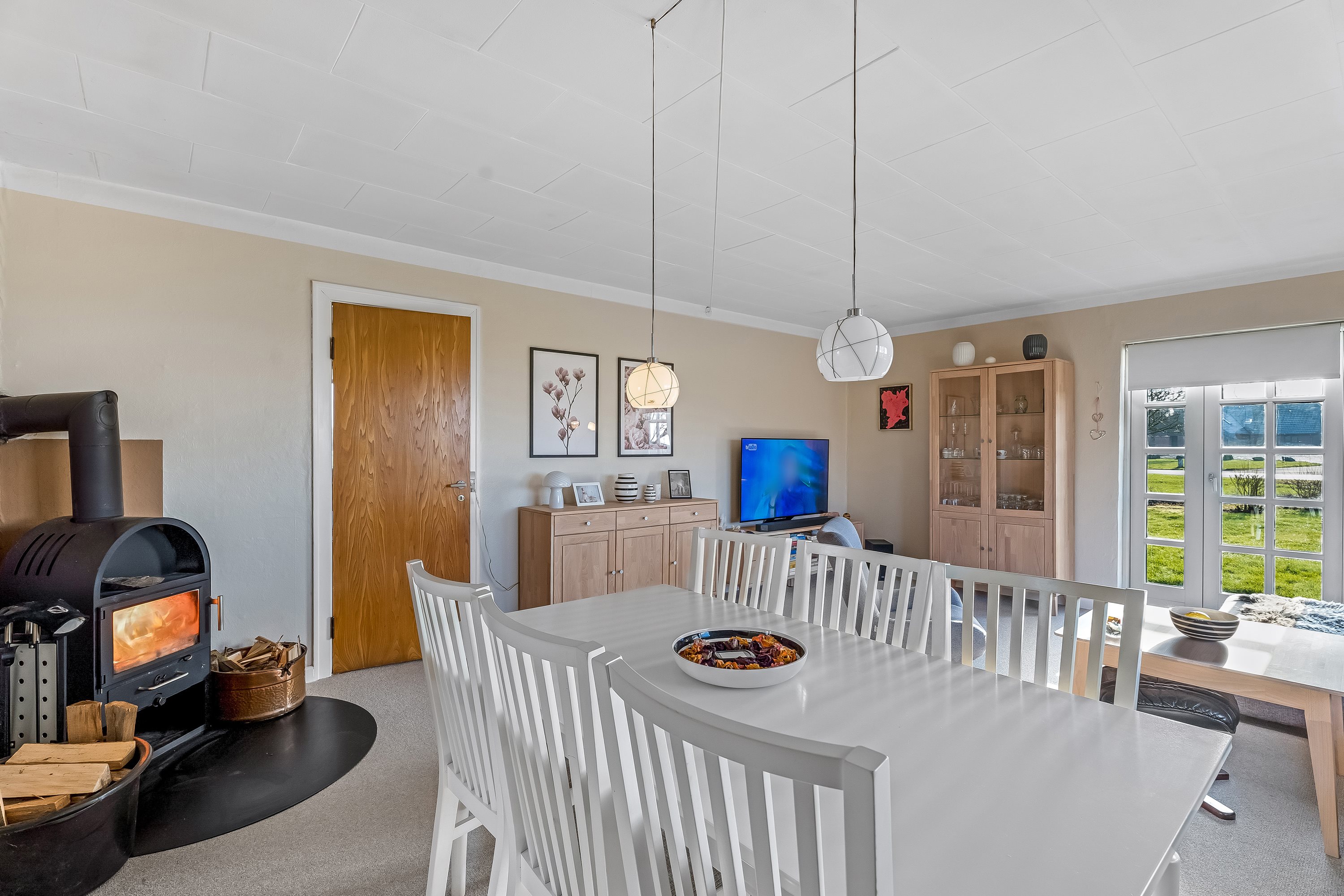 Fremhævet stue billede i fuldskærmstilstand. Billede af Simonshovedvej 11, 4920 Søllested