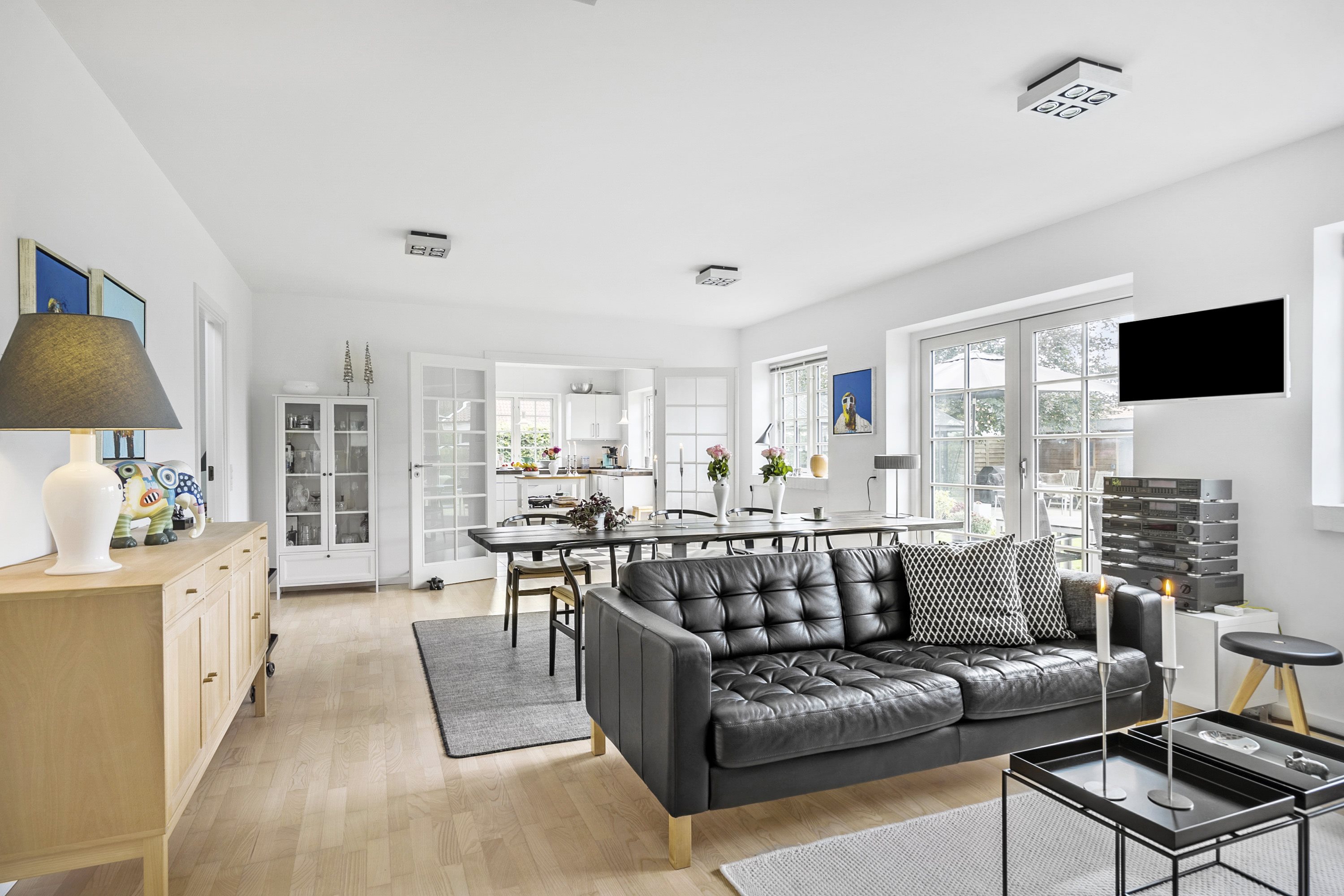 Fremhævet spisestue billede i fuldskærmstilstand. Billede af Louisehaven 5, 4681 Herfølge