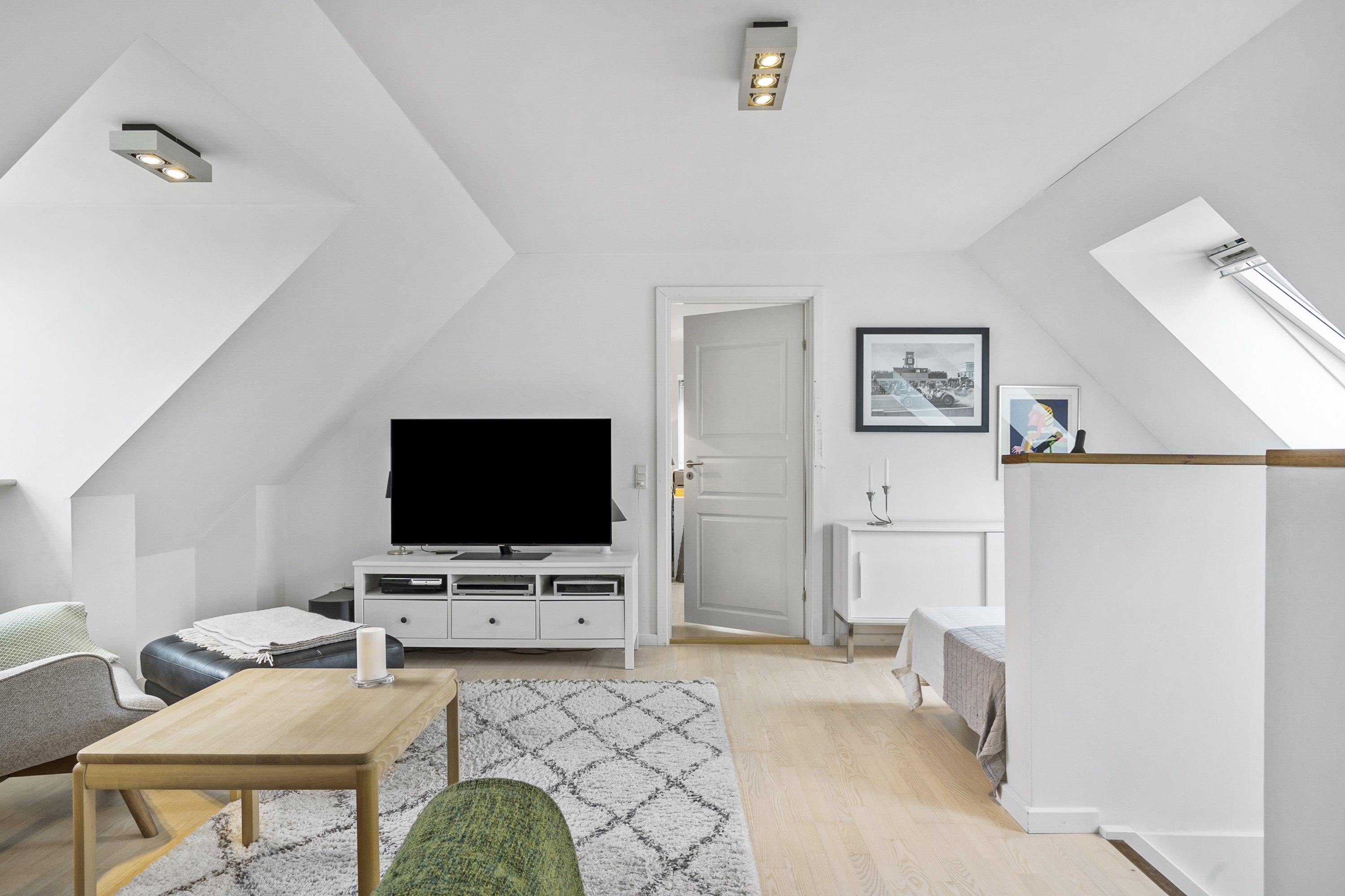 Fremhævet stue billede i fuldskærmstilstand. Billede af Louisehaven 5, 4681 Herfølge