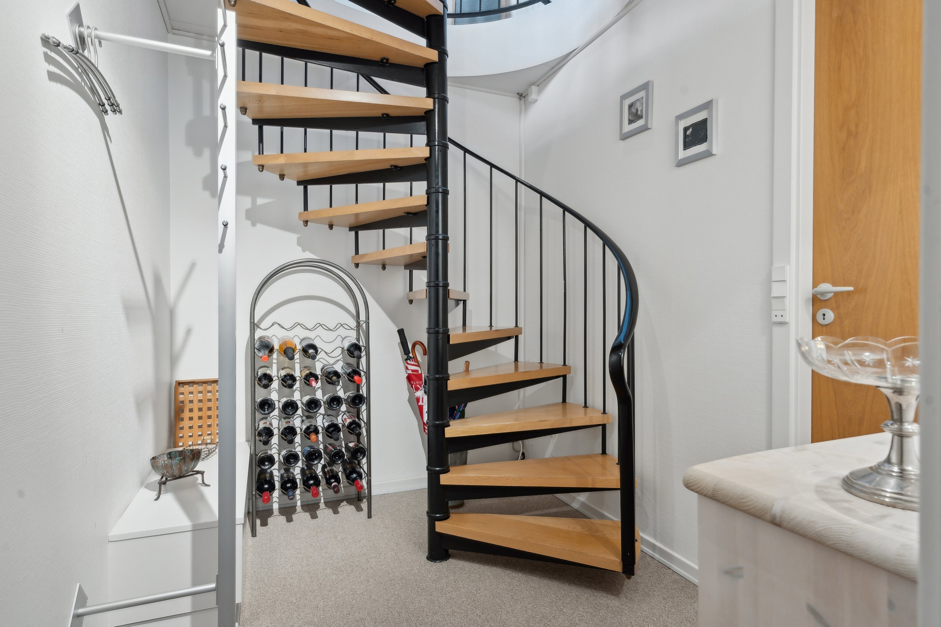 Fremhævet trappe billede i fuldskærmstilstand. Billede af Aftensang 14, 6040 Egtved