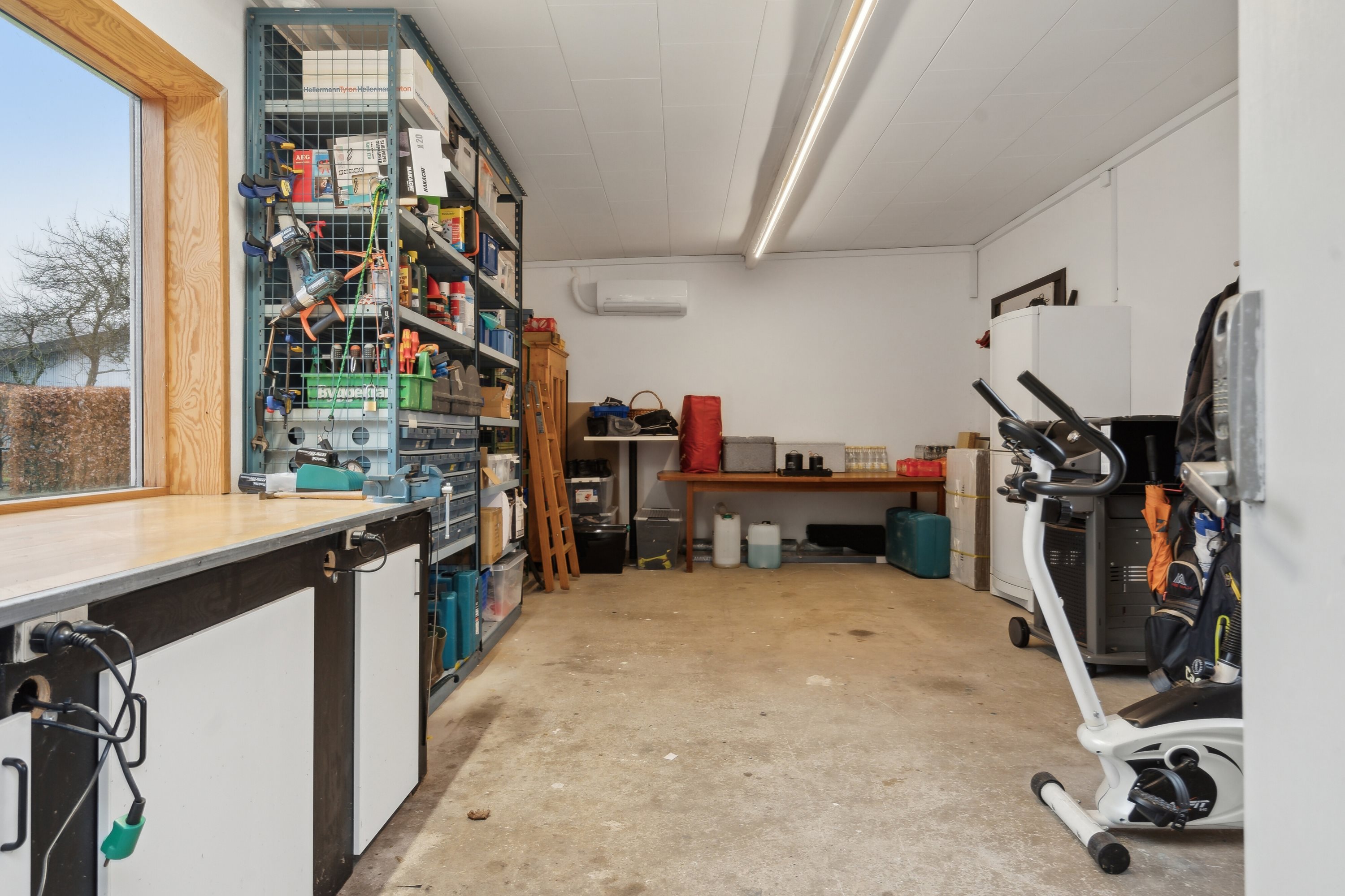 Fremhævet lager billede i fuldskærmstilstand. Billede af Aftensang 14, 6040 Egtved