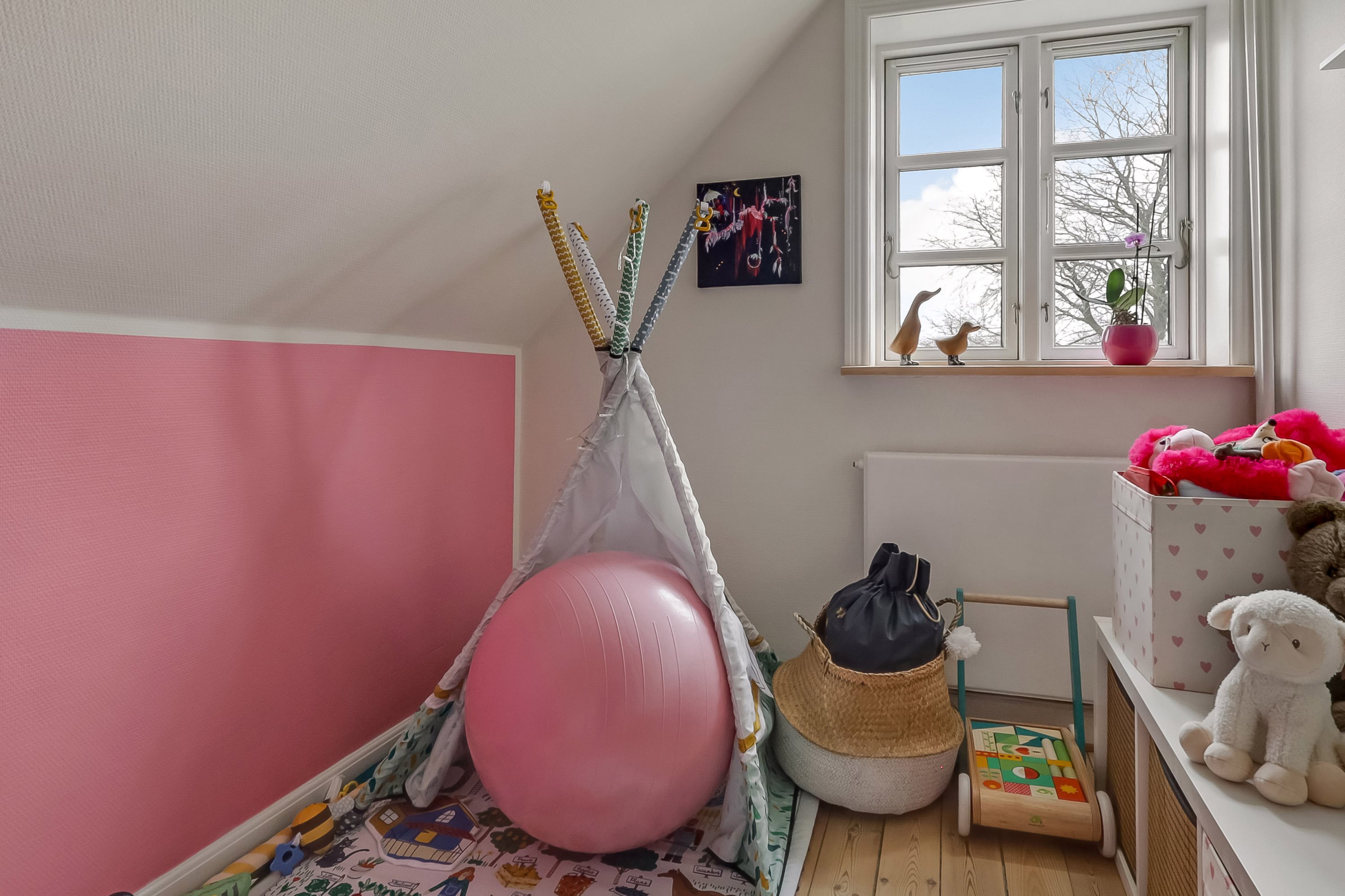 Fremhævet værelse billede i fuldskærmstilstand. Billede af Vængevej 2, 5771 Stenstrup