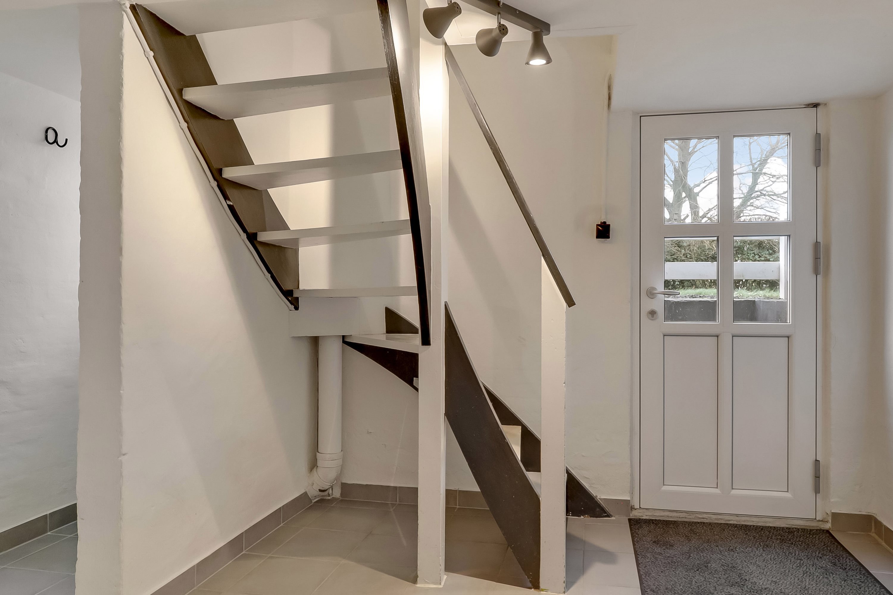 Fremhævet entré billede i fuldskærmstilstand. Billede af Vængevej 2, 5771 Stenstrup