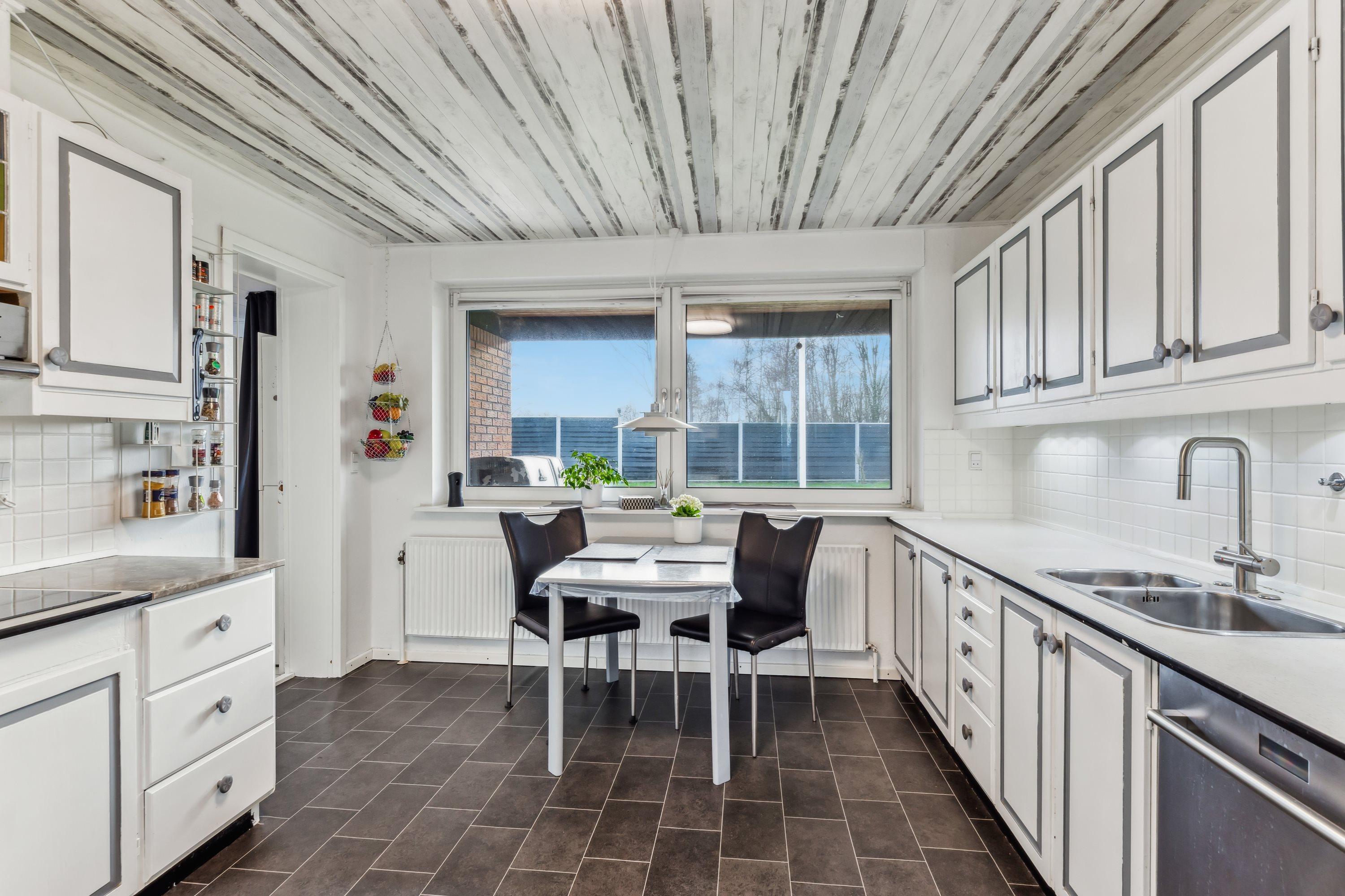 Miniaturebillede 2: køkken. Billede af Hellesøvej 3, Holm, 6430 Nordborg