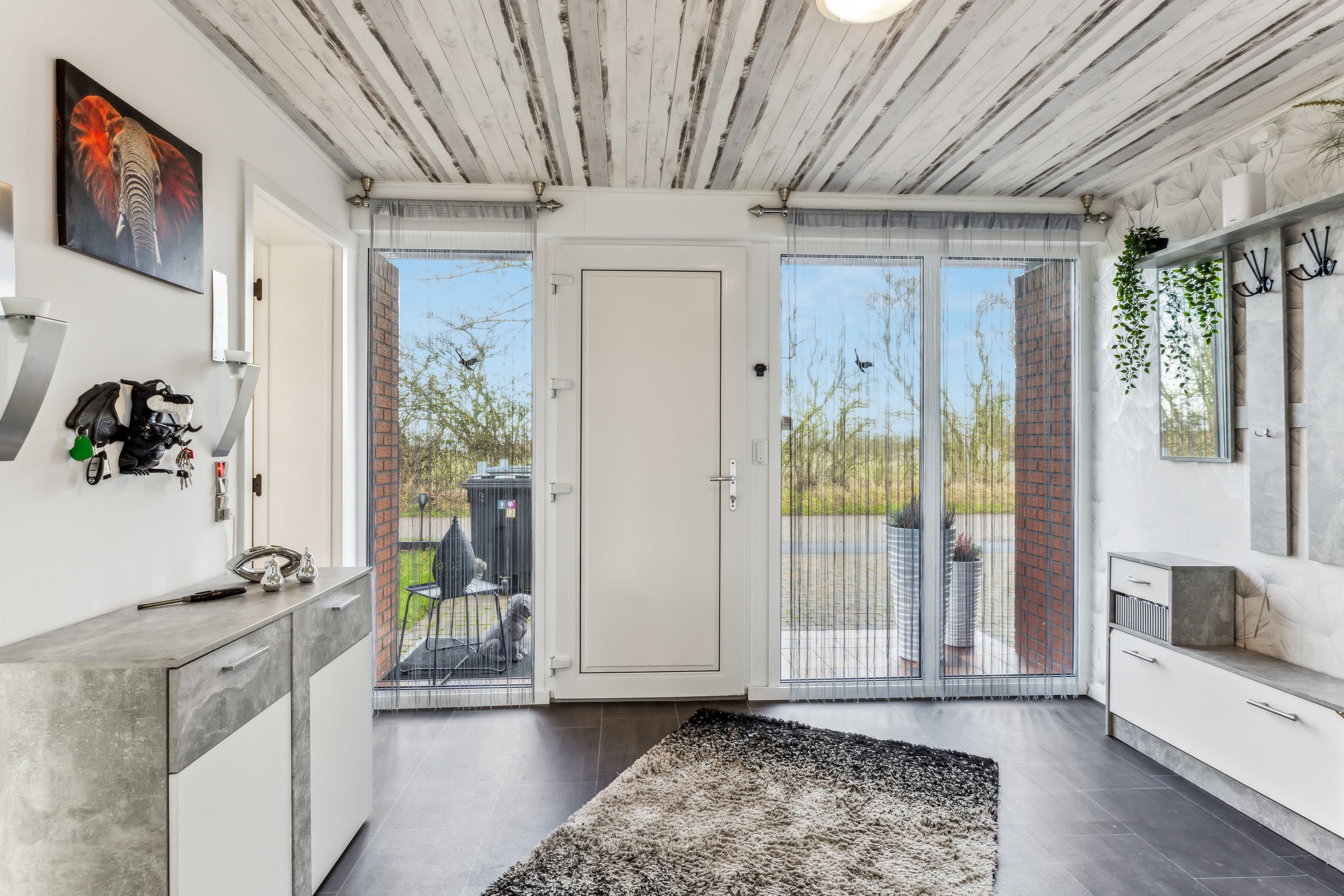 Miniaturebillede 1: entré. Billede af Hellesøvej 3, Holm, 6430 Nordborg