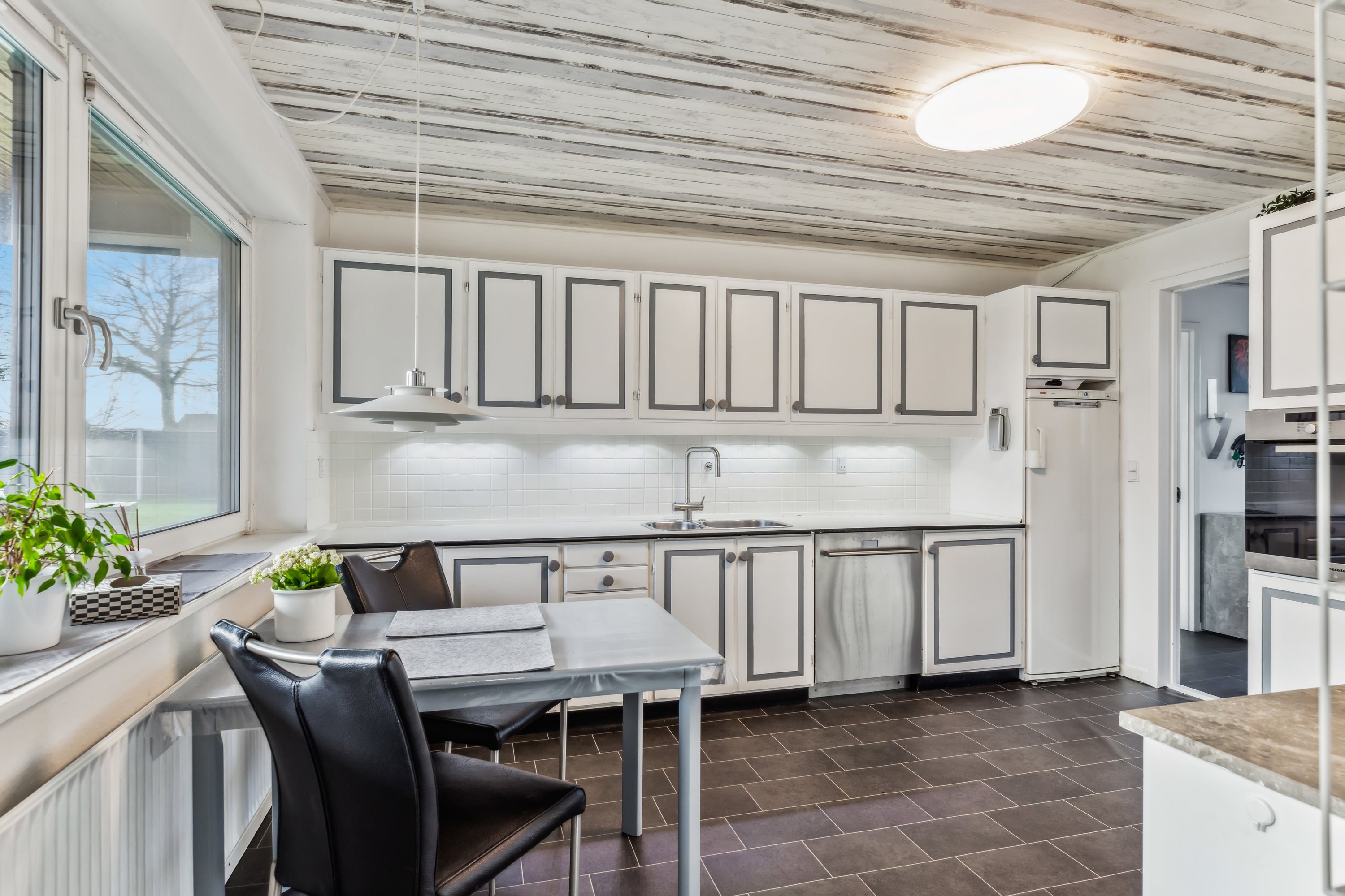 Fremhævet køkken billede i fuldskærmstilstand. Billede af Hellesøvej 3, Holm, 6430 Nordborg