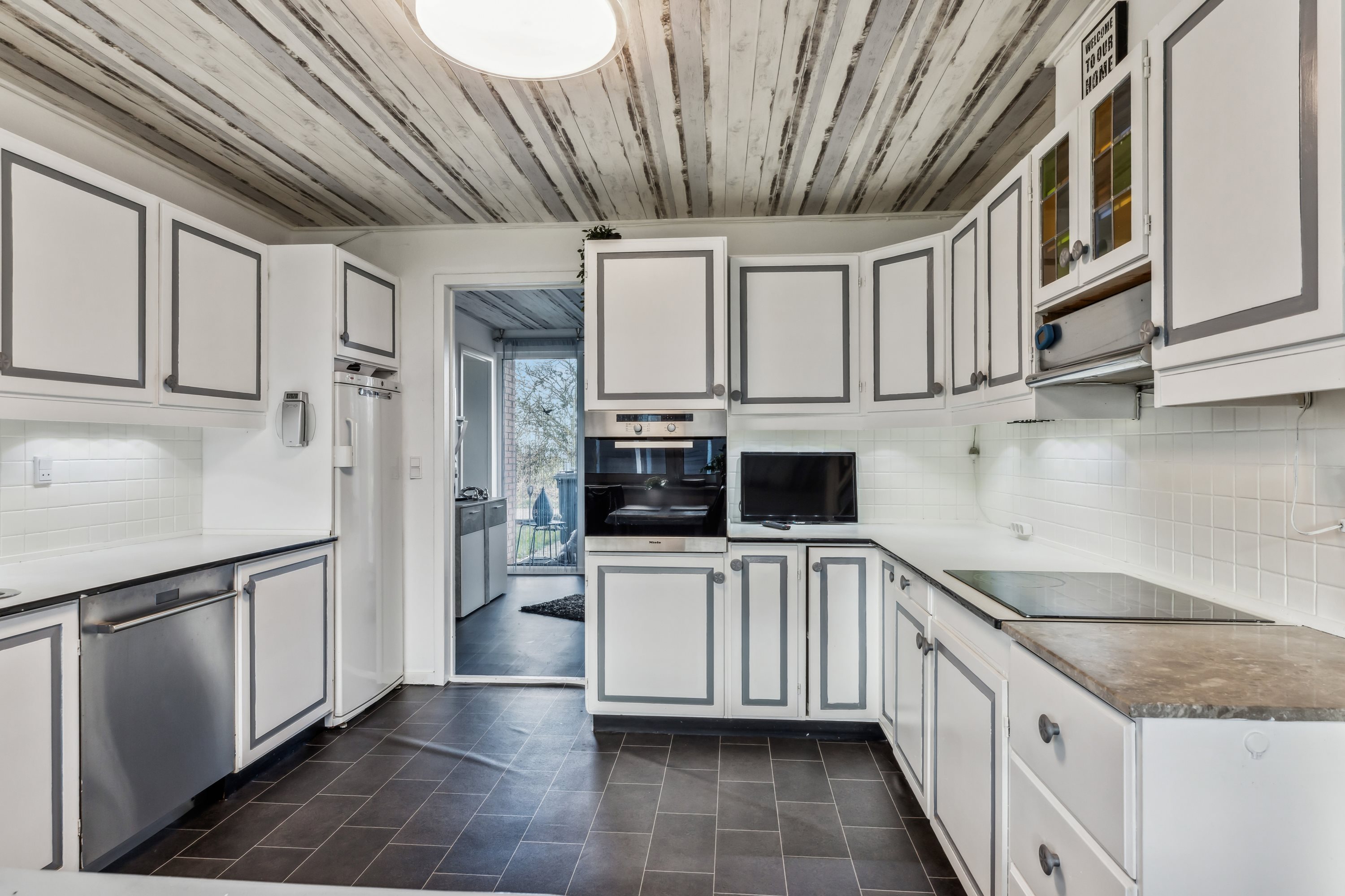 Fremhævet køkken billede i fuldskærmstilstand. Billede af Hellesøvej 3, Holm, 6430 Nordborg