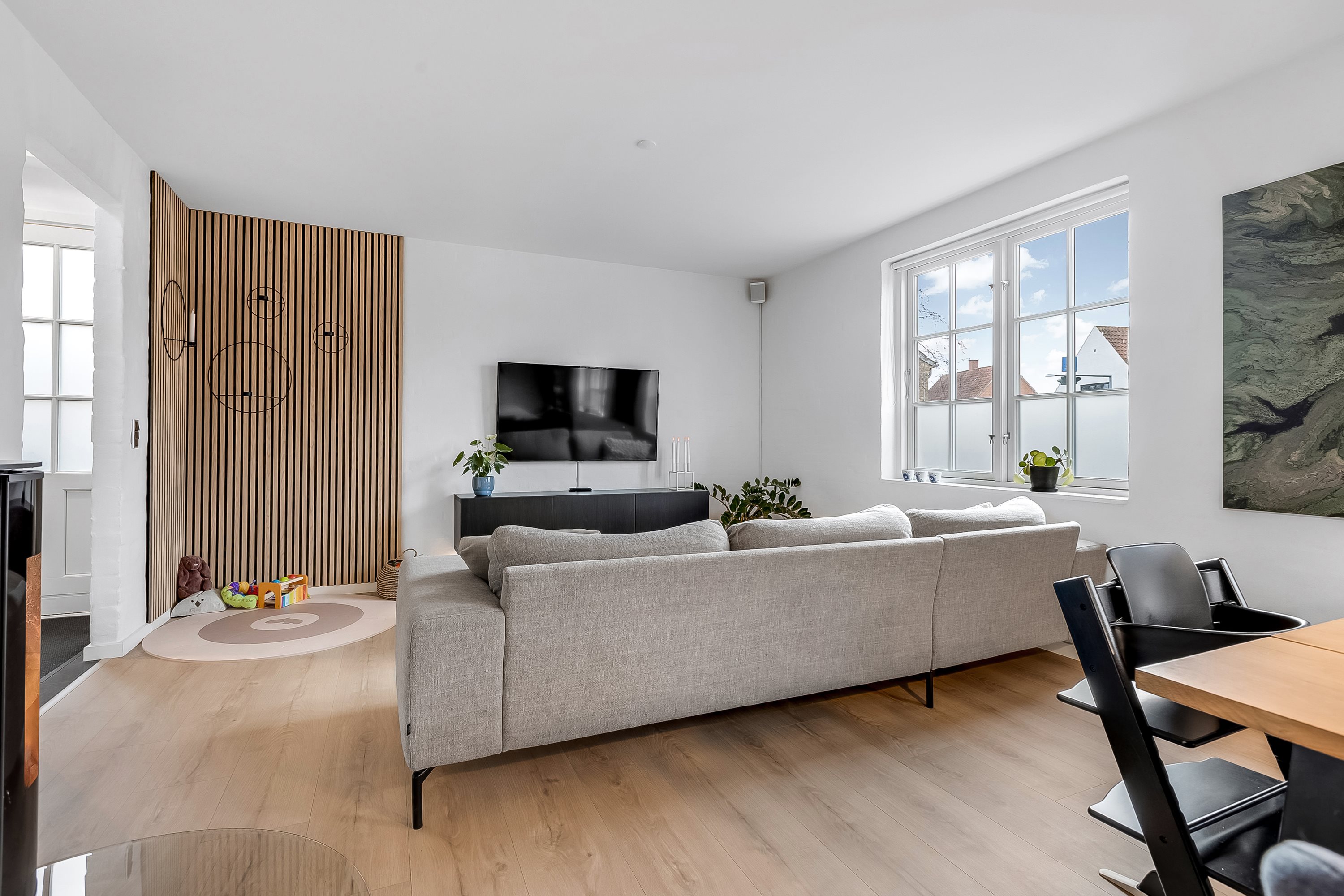 Fremhævet stue billede i fuldskærmstilstand. Billede af Rosenkildevej 34, 4200 Slagelse