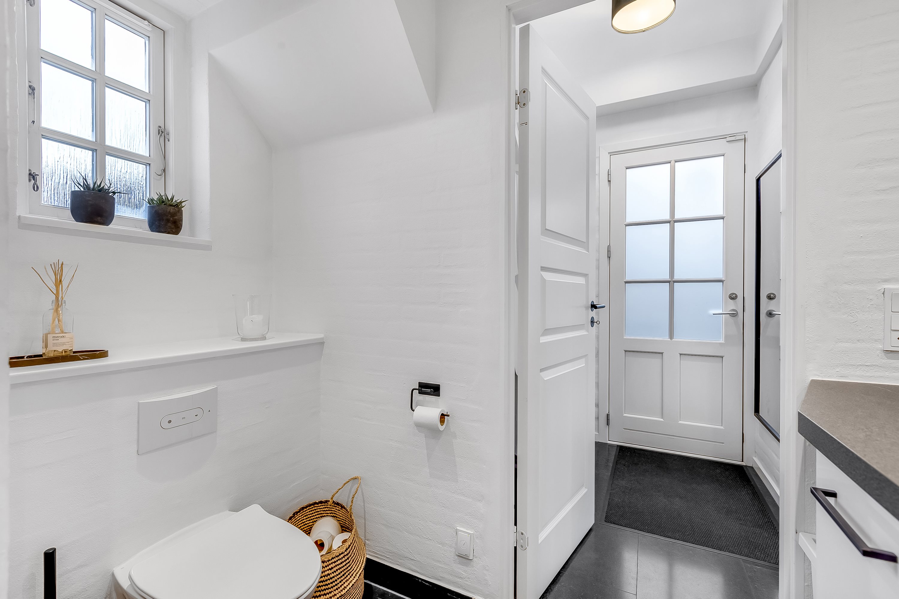 Fremhævet badeværelse billede i fuldskærmstilstand. Billede af Rosenkildevej 34, 4200 Slagelse