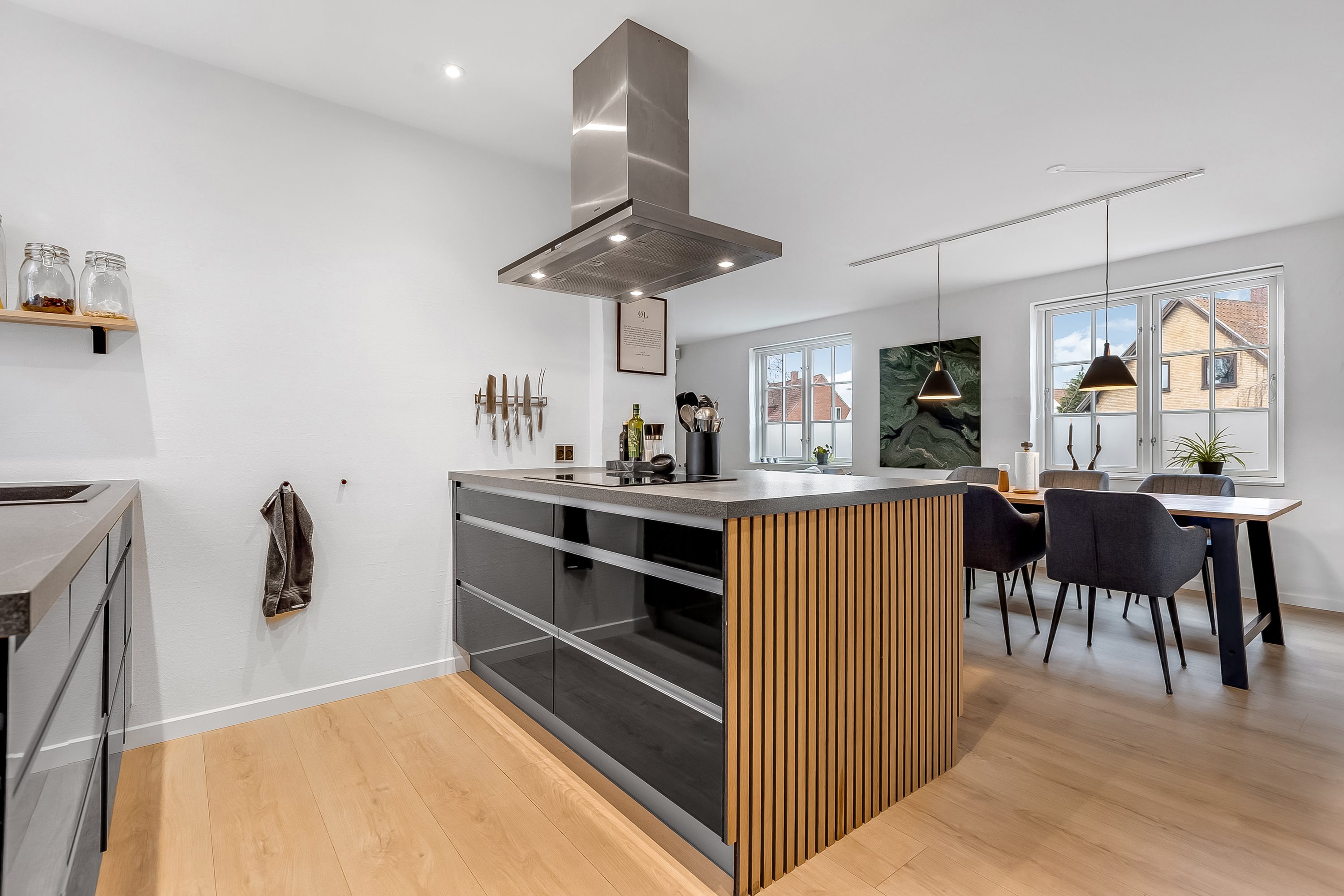 Fremhævet køkken billede i fuldskærmstilstand. Billede af Rosenkildevej 34, 4200 Slagelse