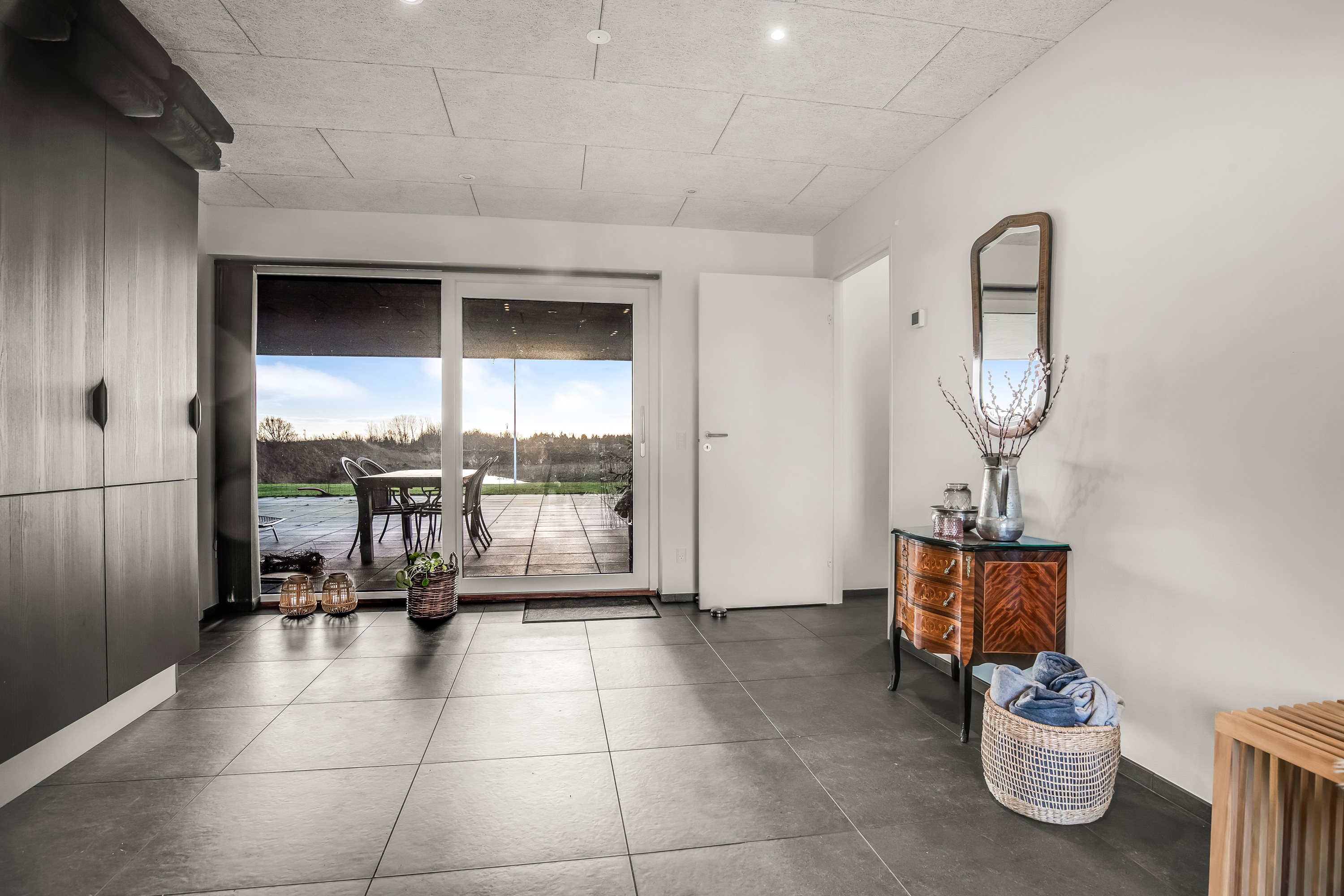 Fremhævet hall billede i fuldskærmstilstand. Billede af Nørlundvej 27, 7500 Holstebro