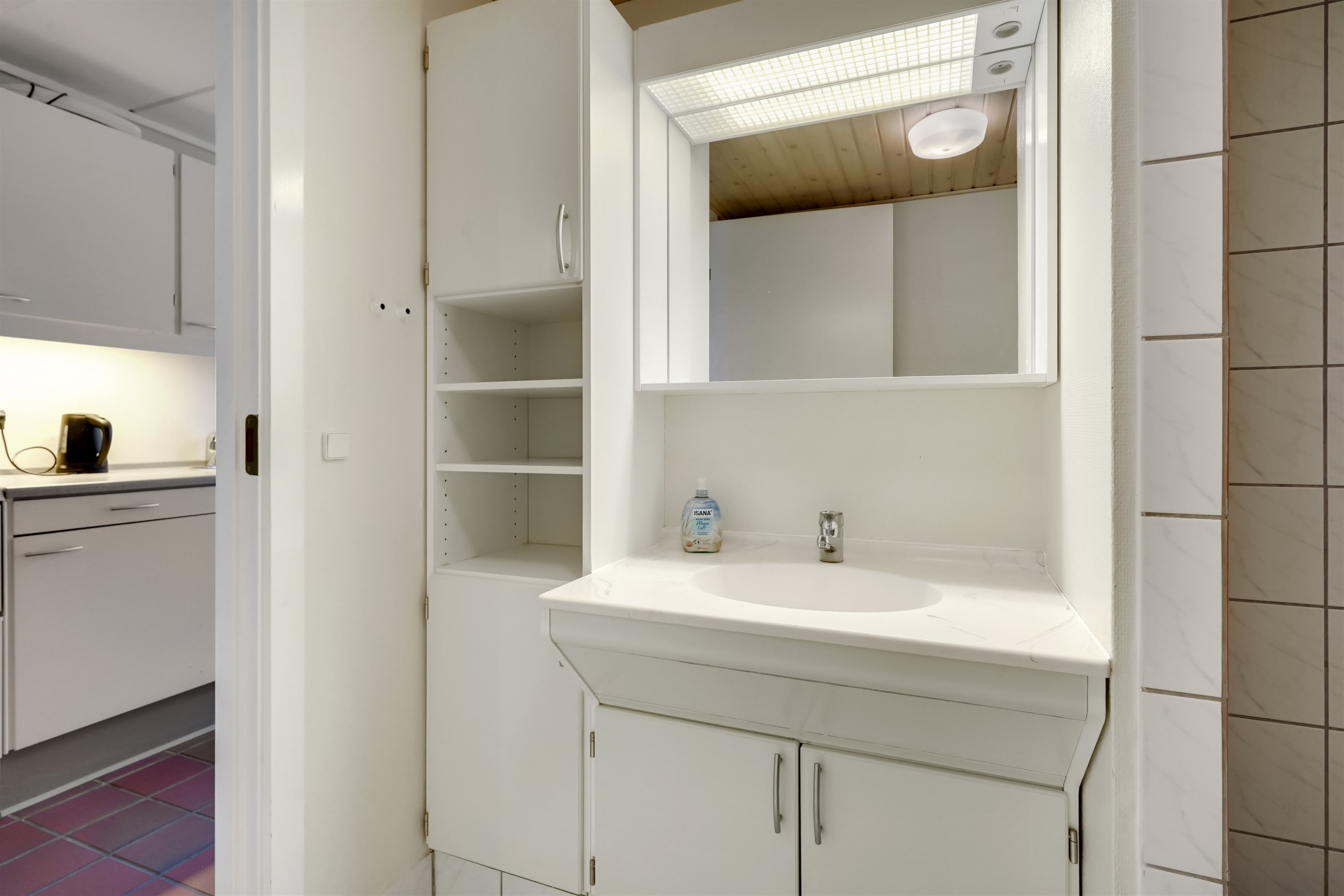 Fremhævet badeværelse billede i fuldskærmstilstand. Billede af Golfvejen 2A, st.. 218., Fanø Bad, 6720 Fanø