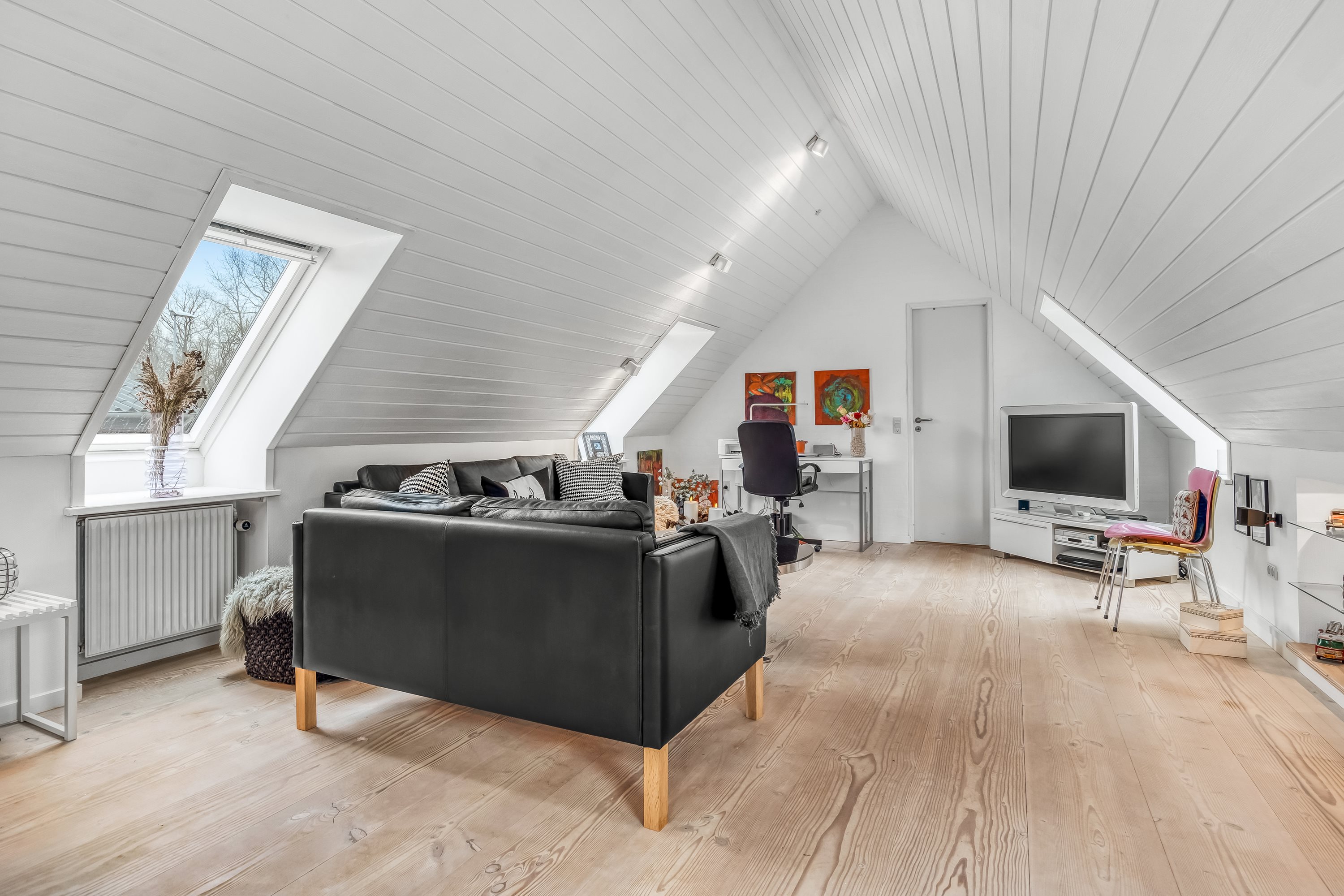 Fremhævet stue billede i fuldskærmstilstand. Billede af Skjernvej 112A, 7500 Holstebro