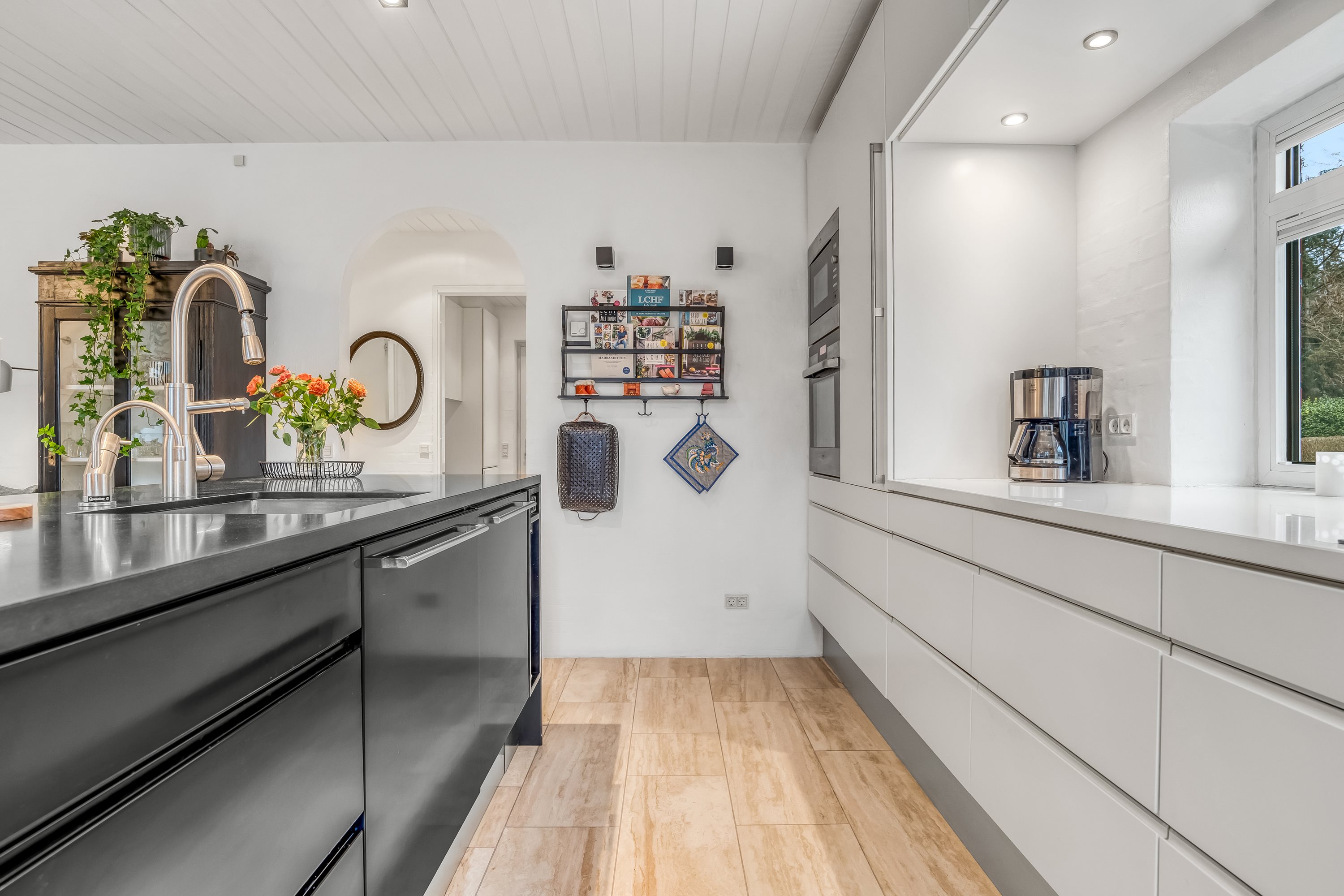 Fremhævet køkken alrum billede i fuldskærmstilstand. Billede af Skjernvej 112A, 7500 Holstebro