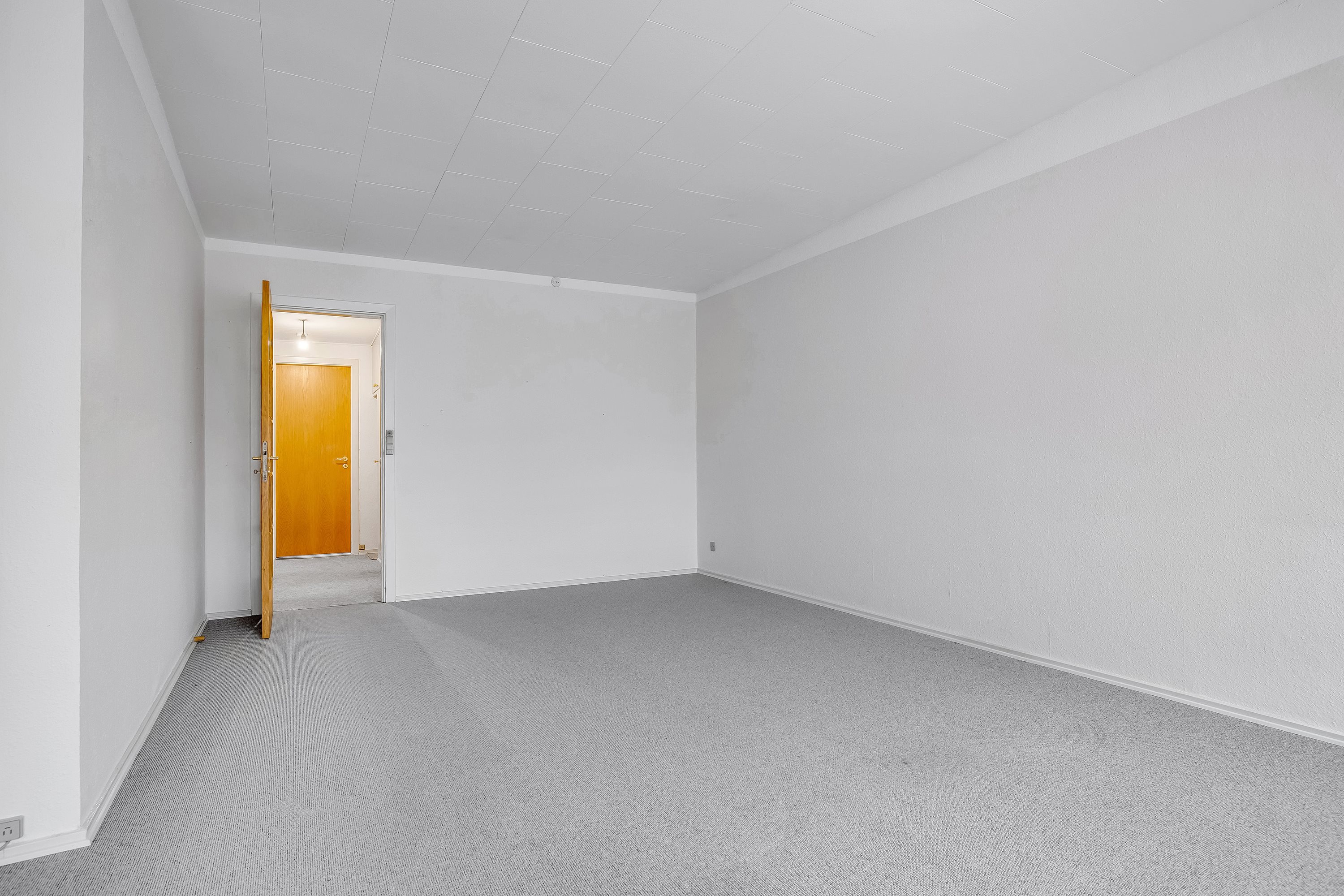 Fremhævet stue billede i fuldskærmstilstand. Billede af Pile Alle 98, 7500 Holstebro