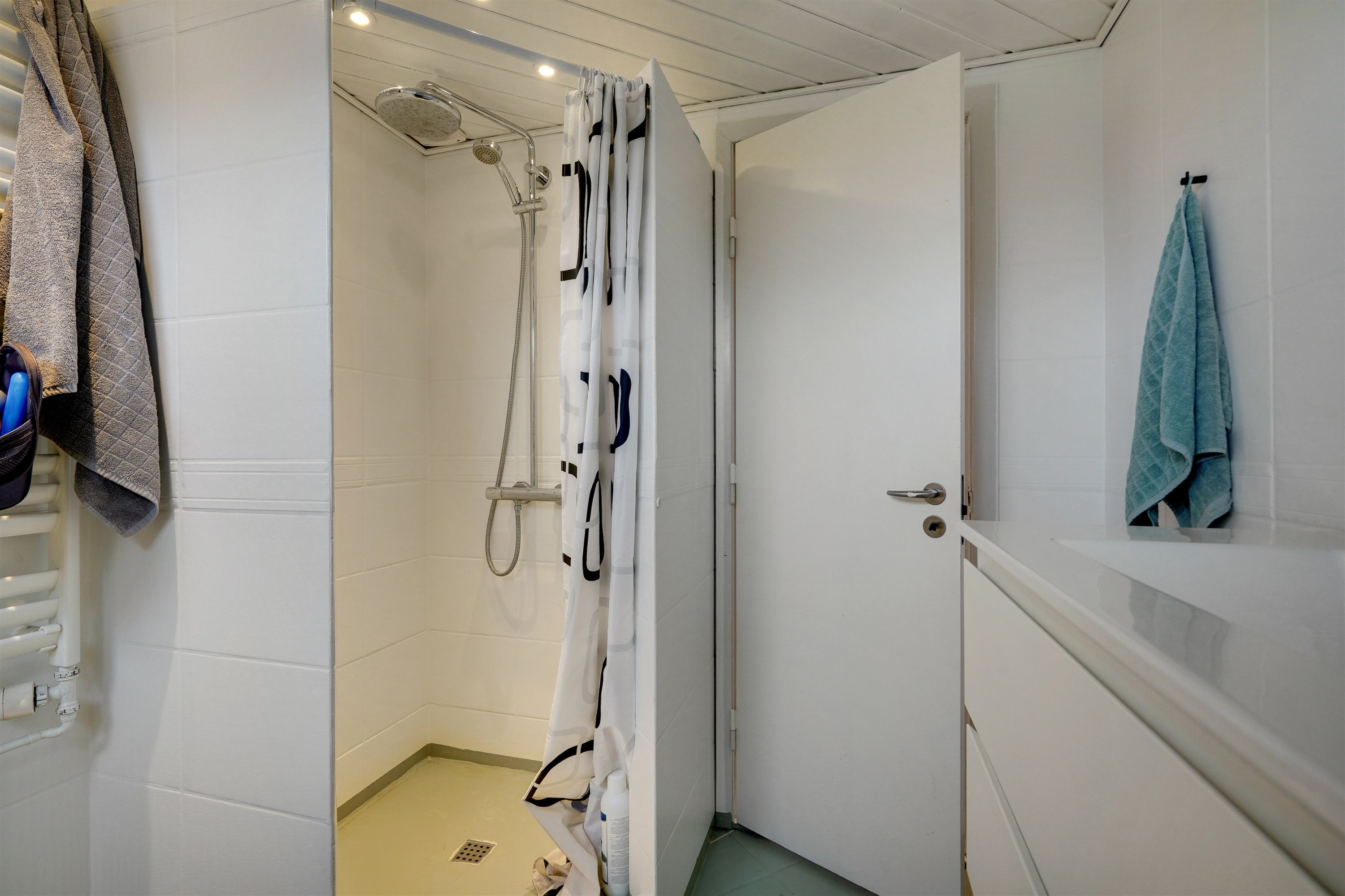 Fremhævet badeværelse billede i fuldskærmstilstand. Billede af Ålykken 7, 6710 Esbjerg V