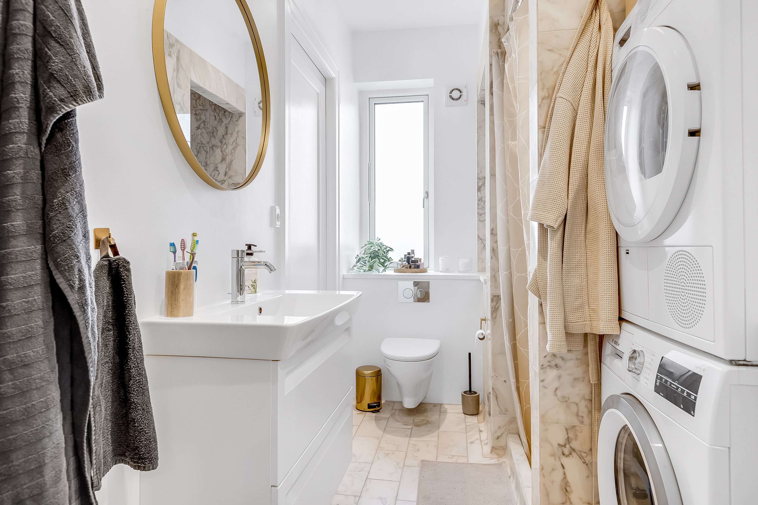 Fremhævet badeværelse billede i fuldskærmstilstand. Billede af Bredegade 4, 3. tv., 4200 Slagelse