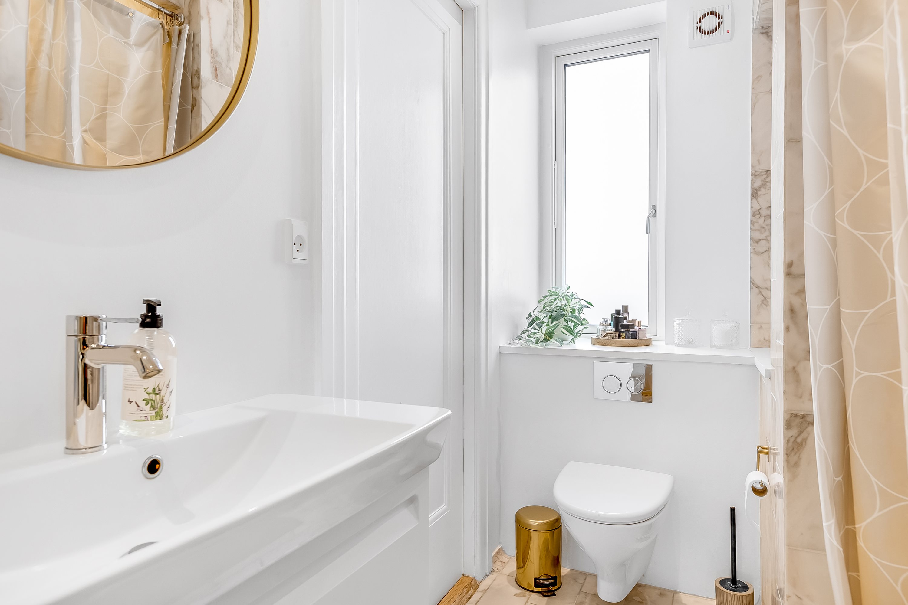 Fremhævet badeværelse billede i fuldskærmstilstand. Billede af Bredegade 4, 3. tv., 4200 Slagelse