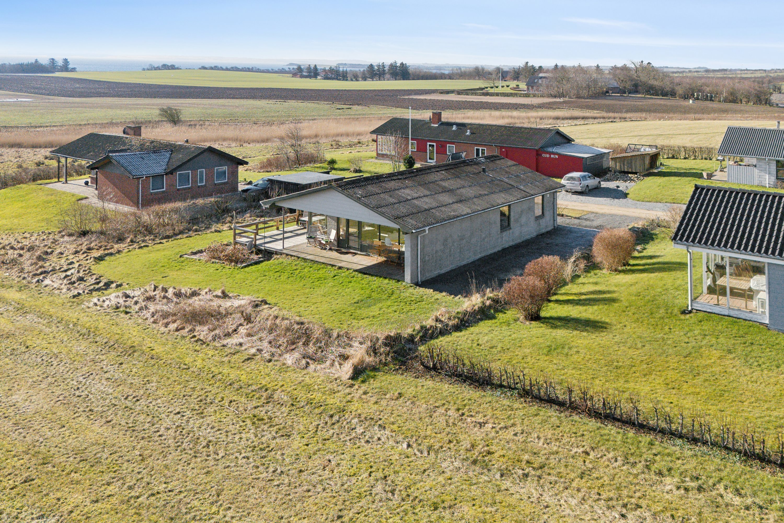 Fremhævet udendørs billede i fuldskærmstilstand. Billede af Over Reese 9, Skyum, 7752 Snedsted