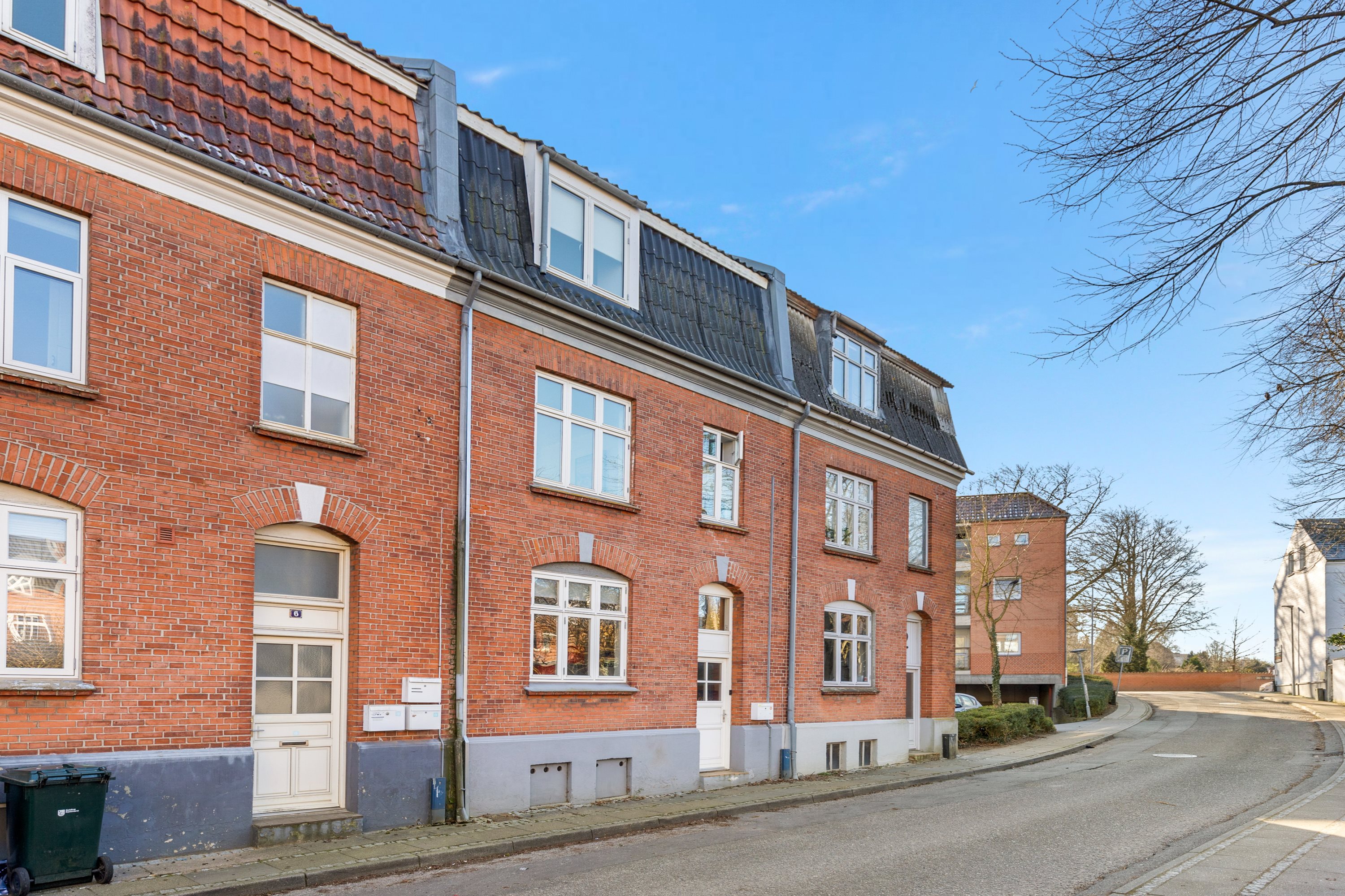 Fremhævet ejendommen billede i fuldskærmstilstand. Billede af Østergårdsvej 4, 6000 Kolding