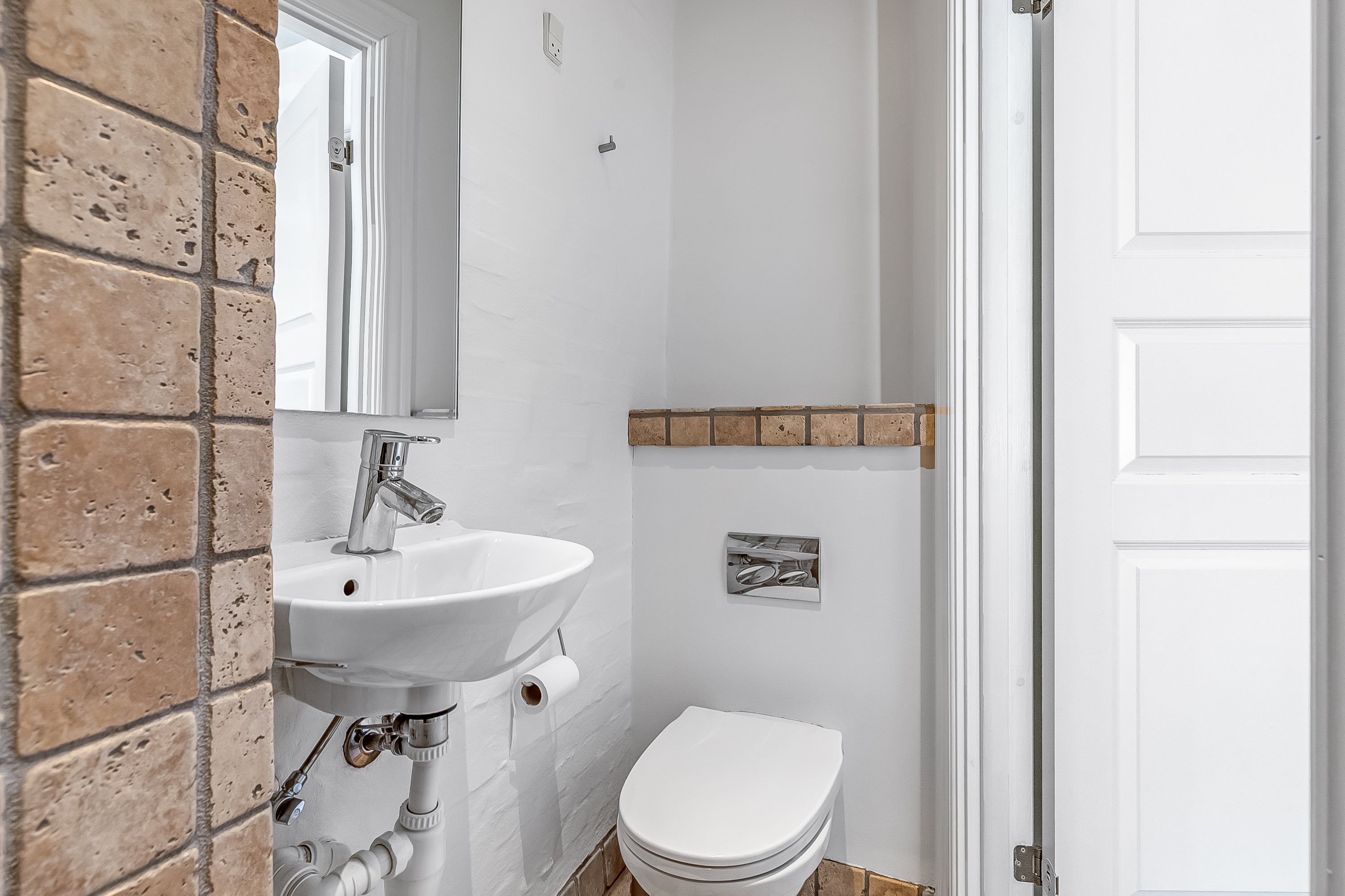 Fremhævet stueetage billede i fuldskærmstilstand. Billede af Østergårdsvej 4, 6000 Kolding