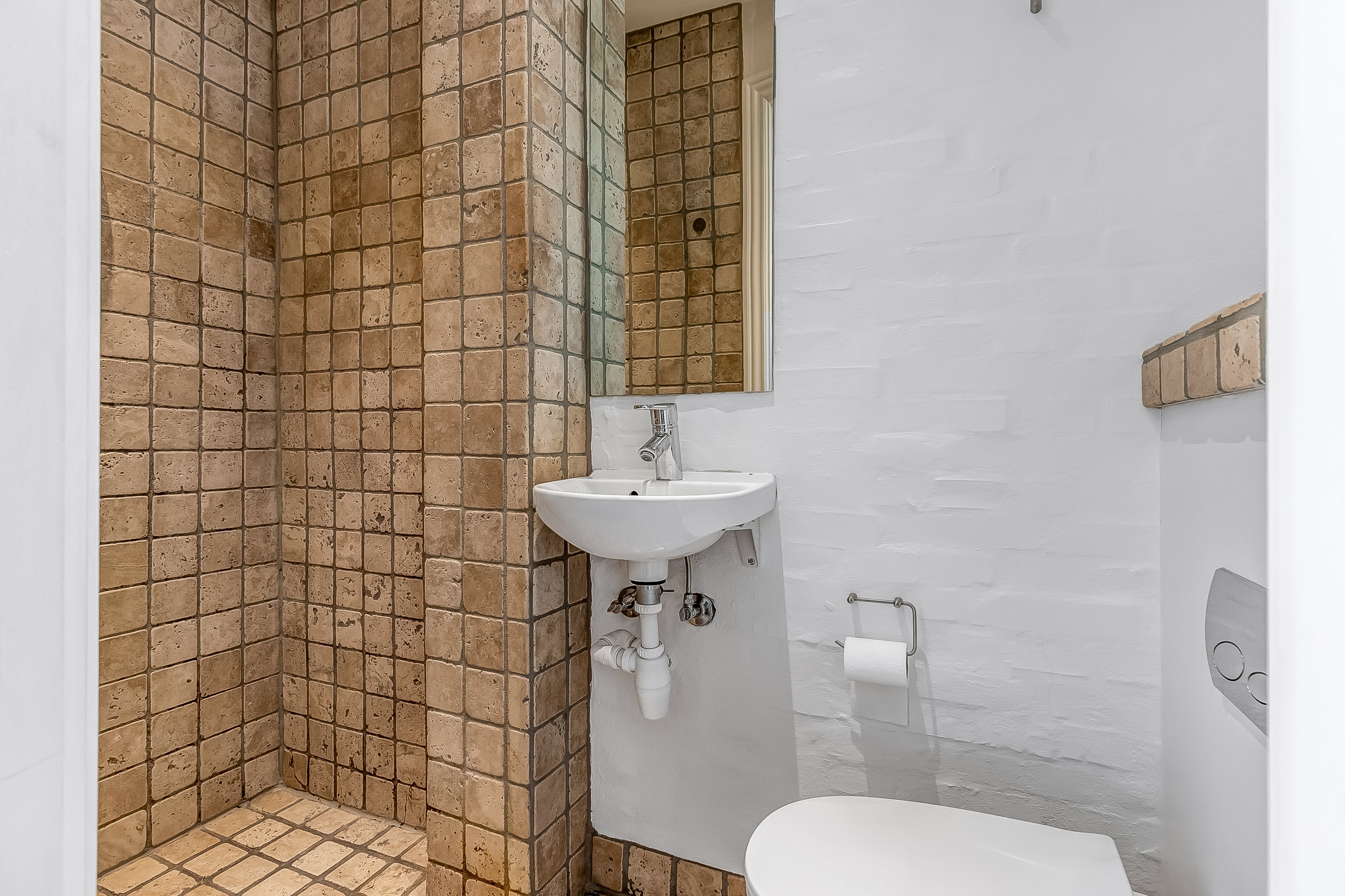 Fremhævet stueetage billede i fuldskærmstilstand. Billede af Østergårdsvej 4, 6000 Kolding