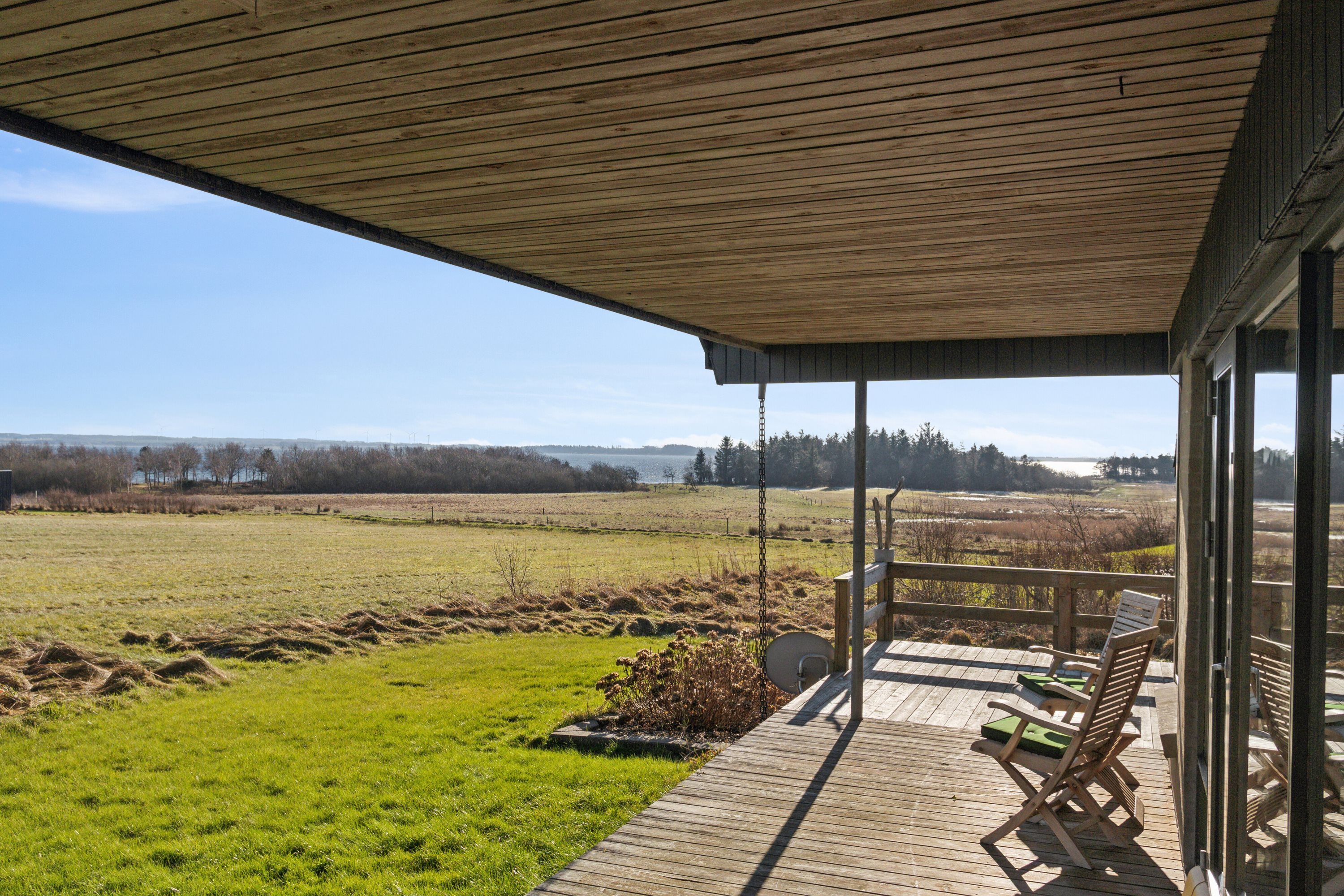 Fremhævet udendørs billede i fuldskærmstilstand. Billede af Over Reese 9, Skyum, 7752 Snedsted