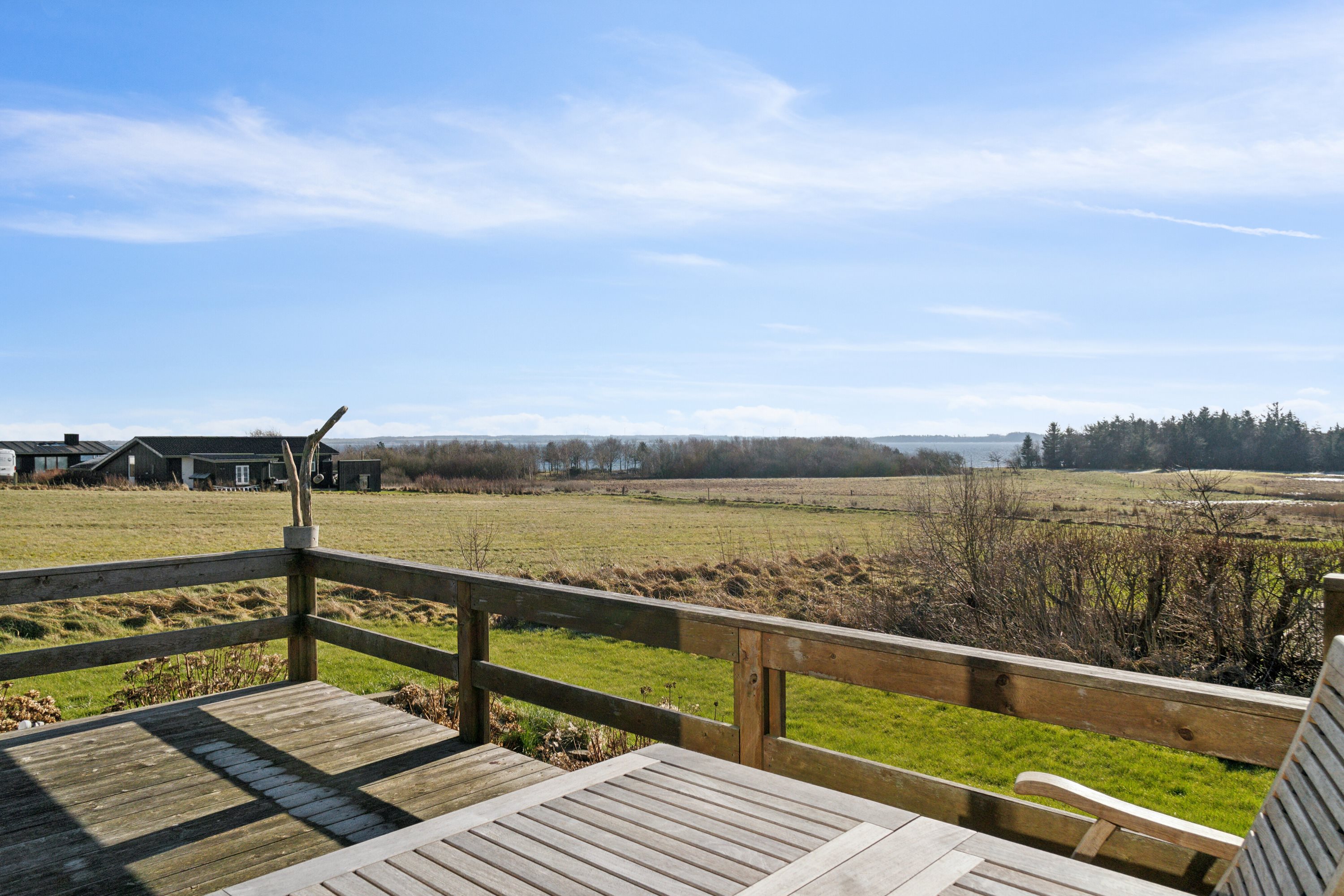 Fremhævet udendørs billede i fuldskærmstilstand. Billede af Over Reese 9, Skyum, 7752 Snedsted