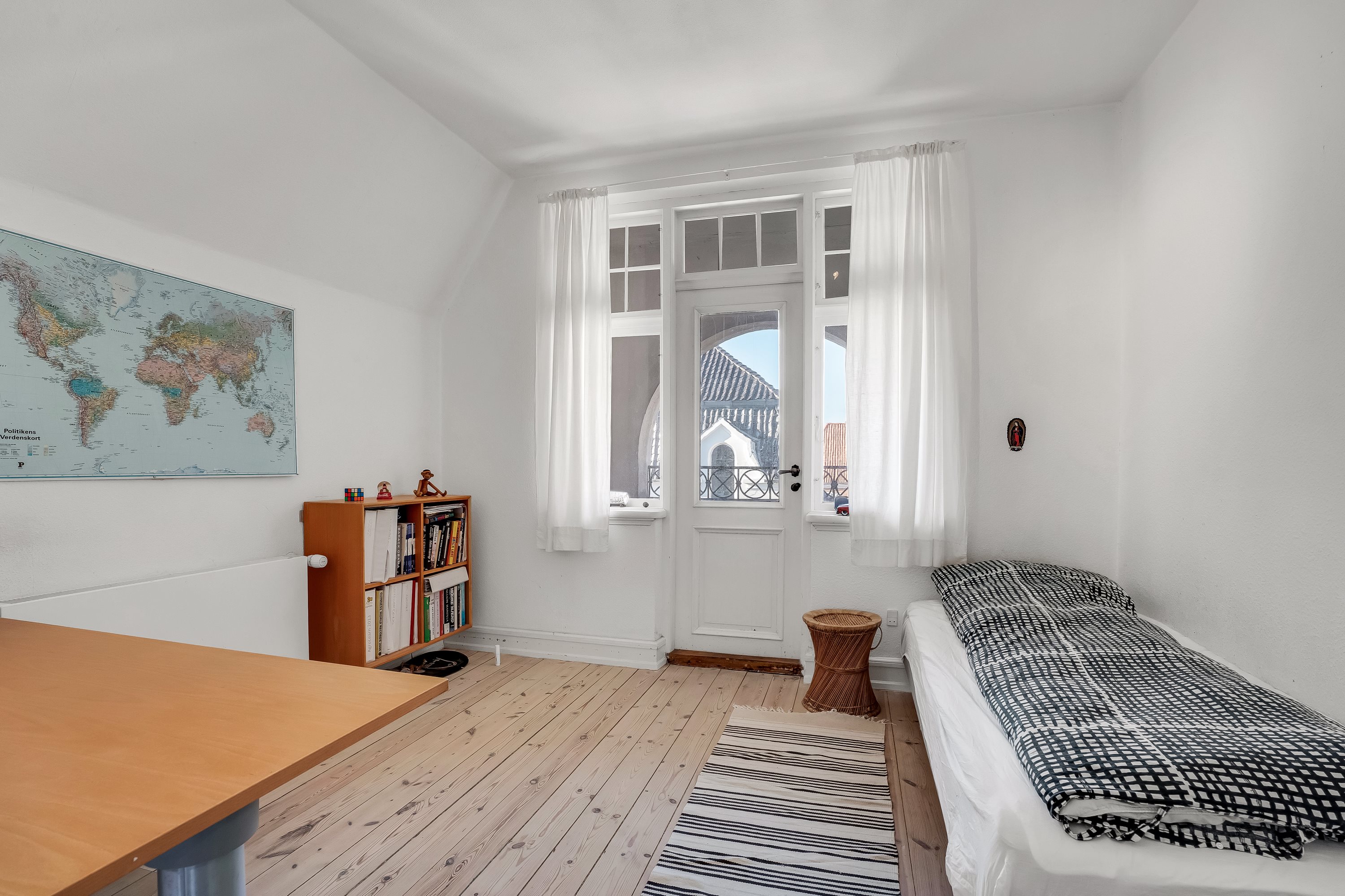 Fremhævet værelse billede i fuldskærmstilstand. Billede af Kongensgade 26, 4800 Nykøbing F