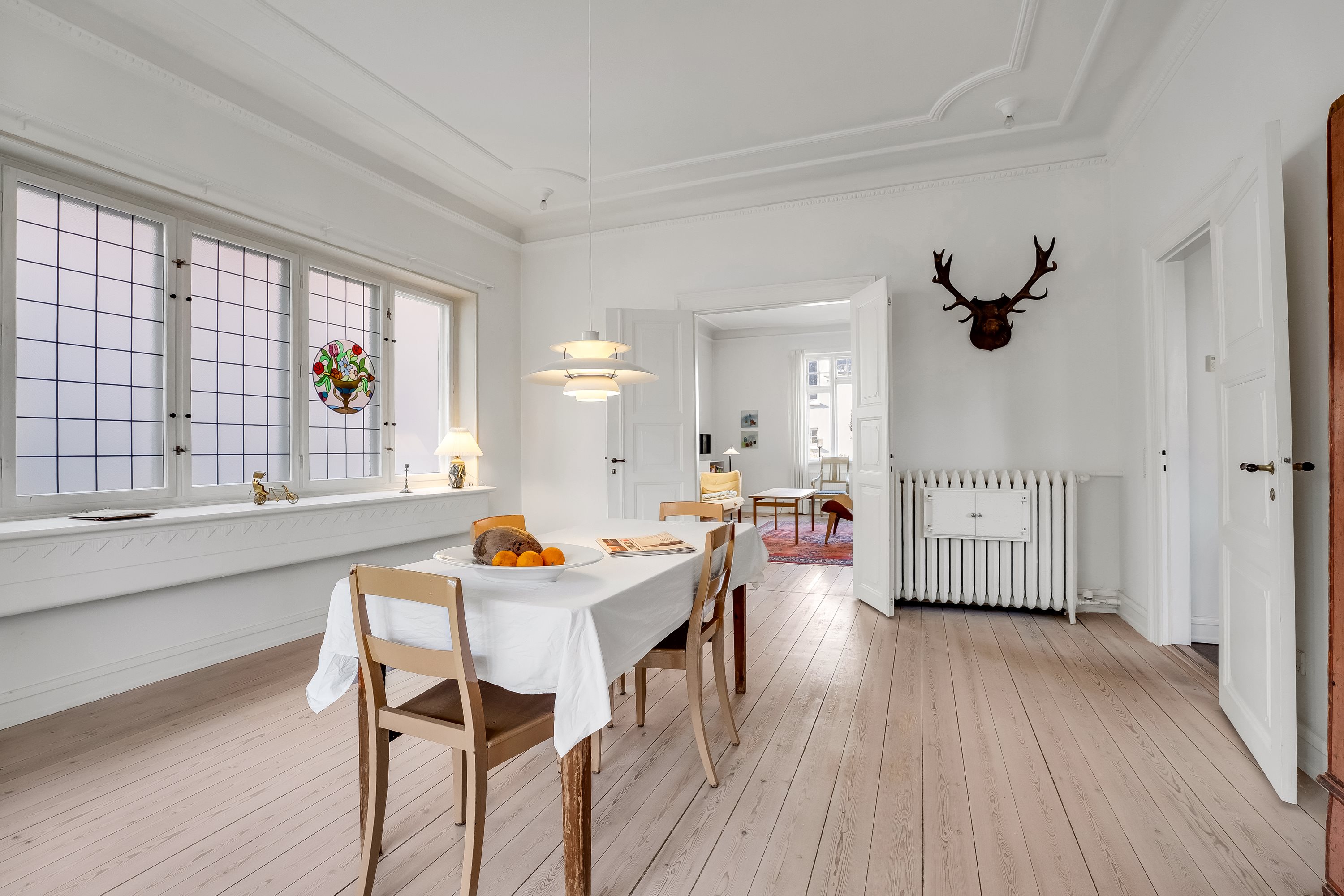 Fremhævet stue billede i fuldskærmstilstand. Billede af Kongensgade 26, 4800 Nykøbing F