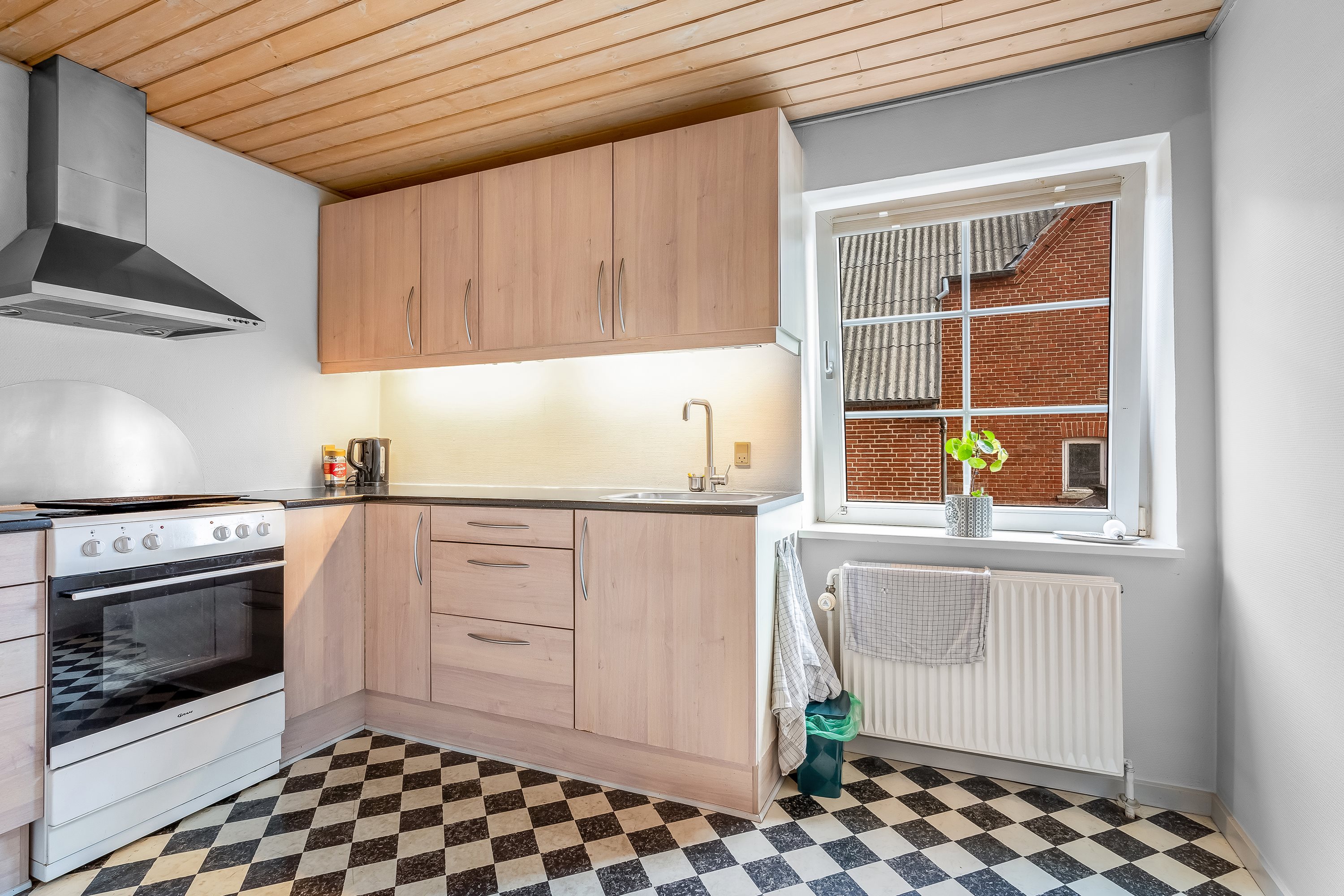 Fremhævet køkken billede i fuldskærmstilstand. Billede af Langgade 48, 7550 Sørvad