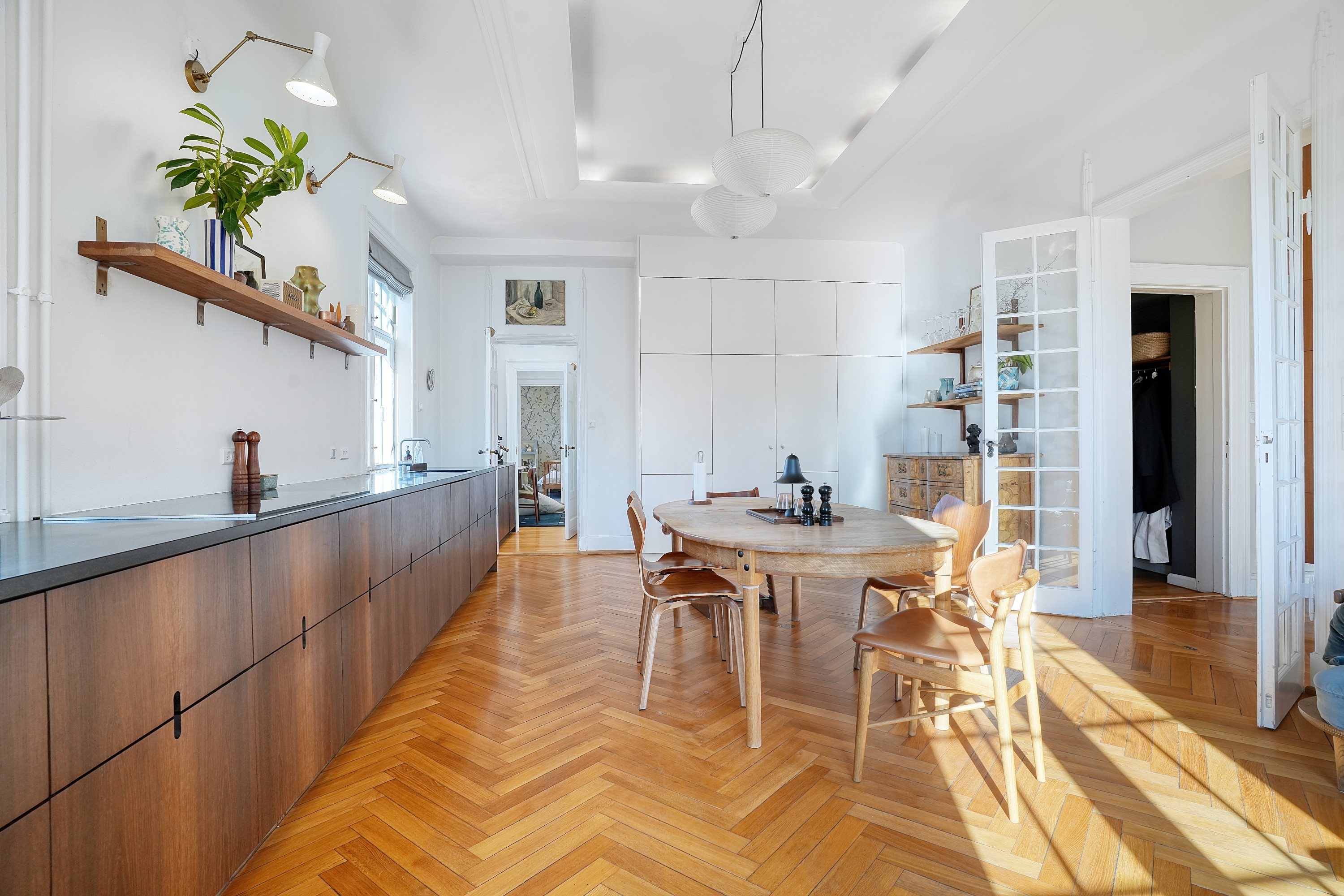 Miniaturebillede 1: spisestue. Billede af Svanemøllevej 13, 1., 2100 København Ø