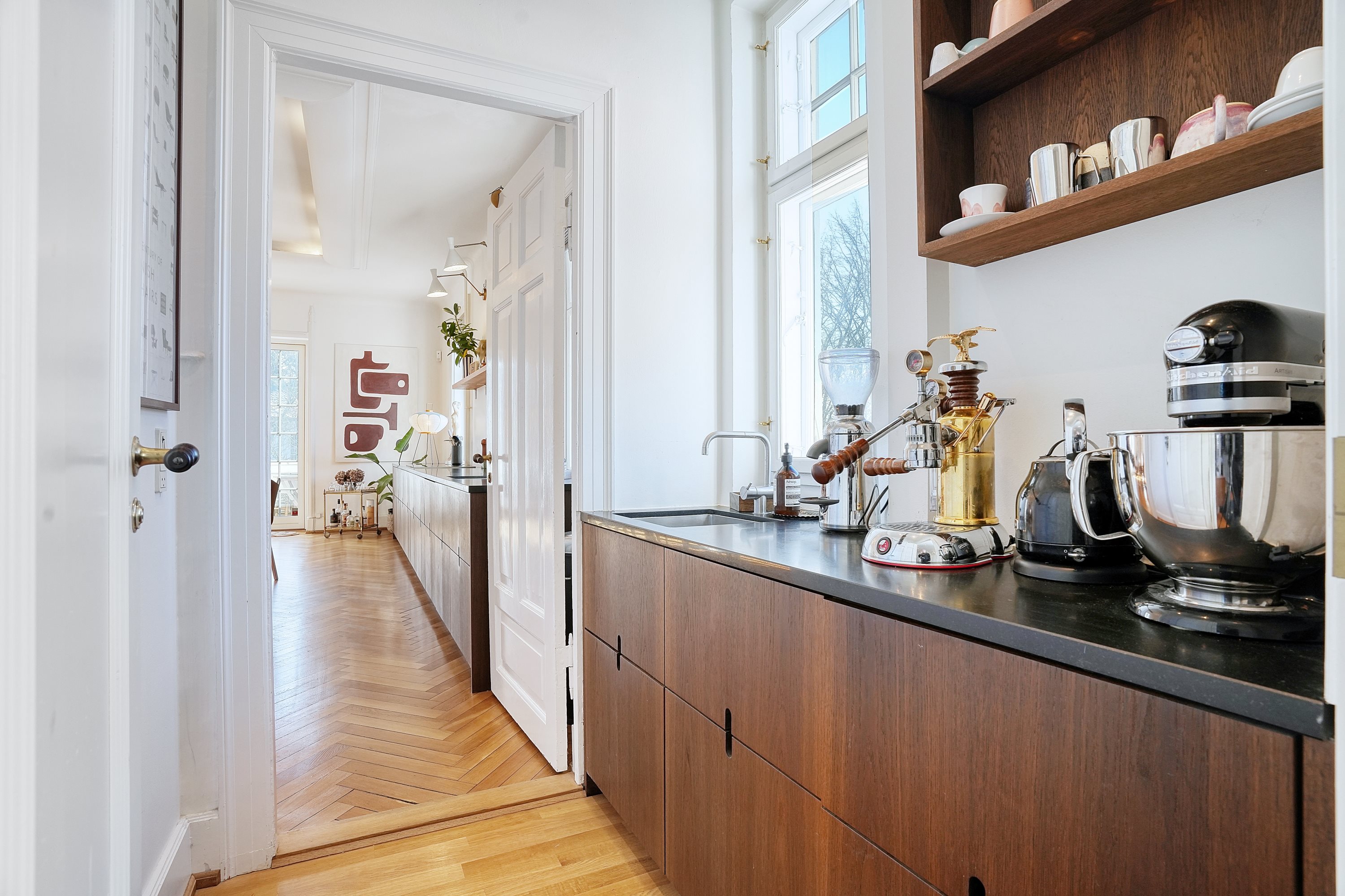 Fremhævet spisestue billede i fuldskærmstilstand. Billede af Svanemøllevej 13, 1., 2100 København Ø