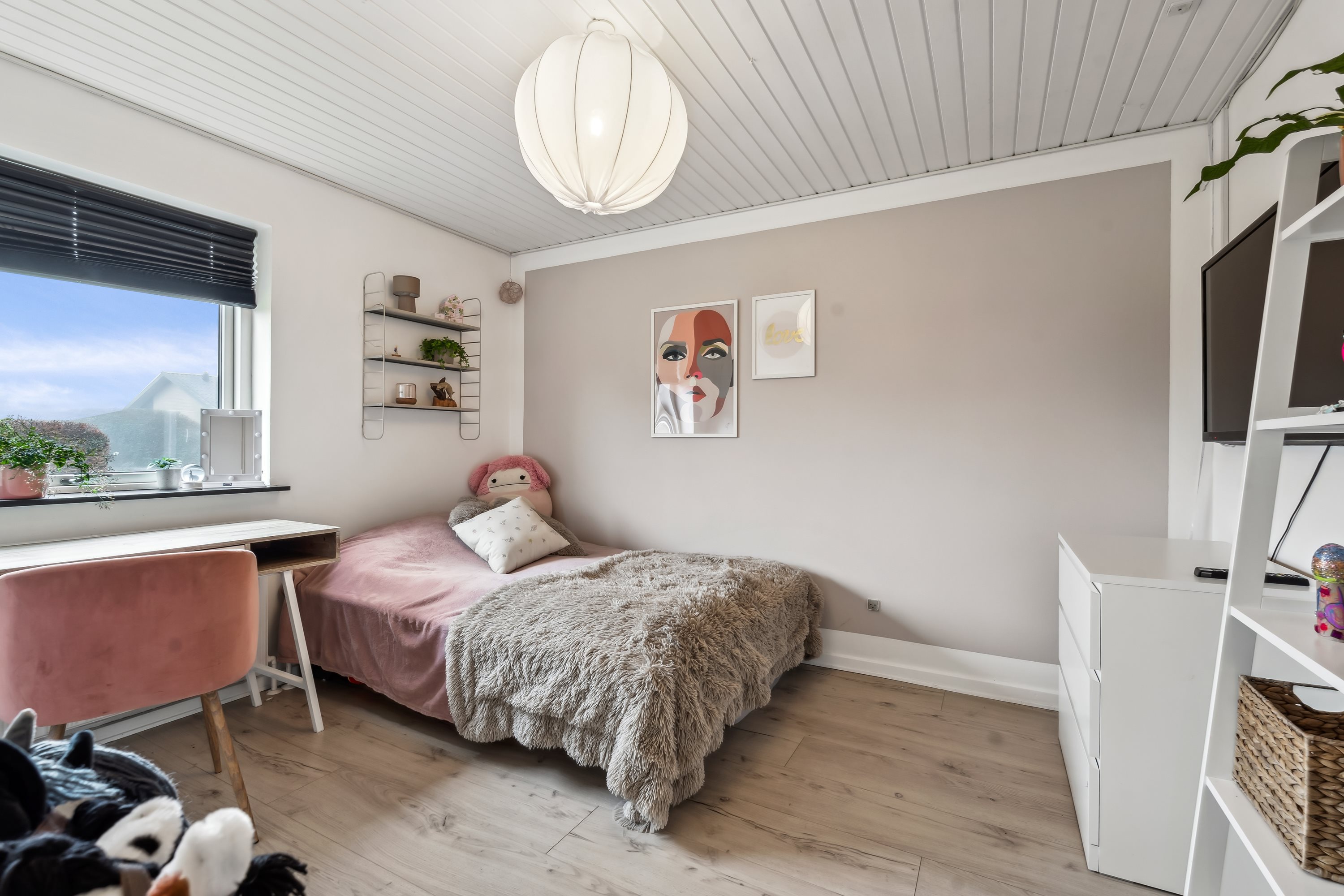 Fremhævet soveværelse billede i fuldskærmstilstand. Billede af Ternebakkevej 65, 8700 Horsens