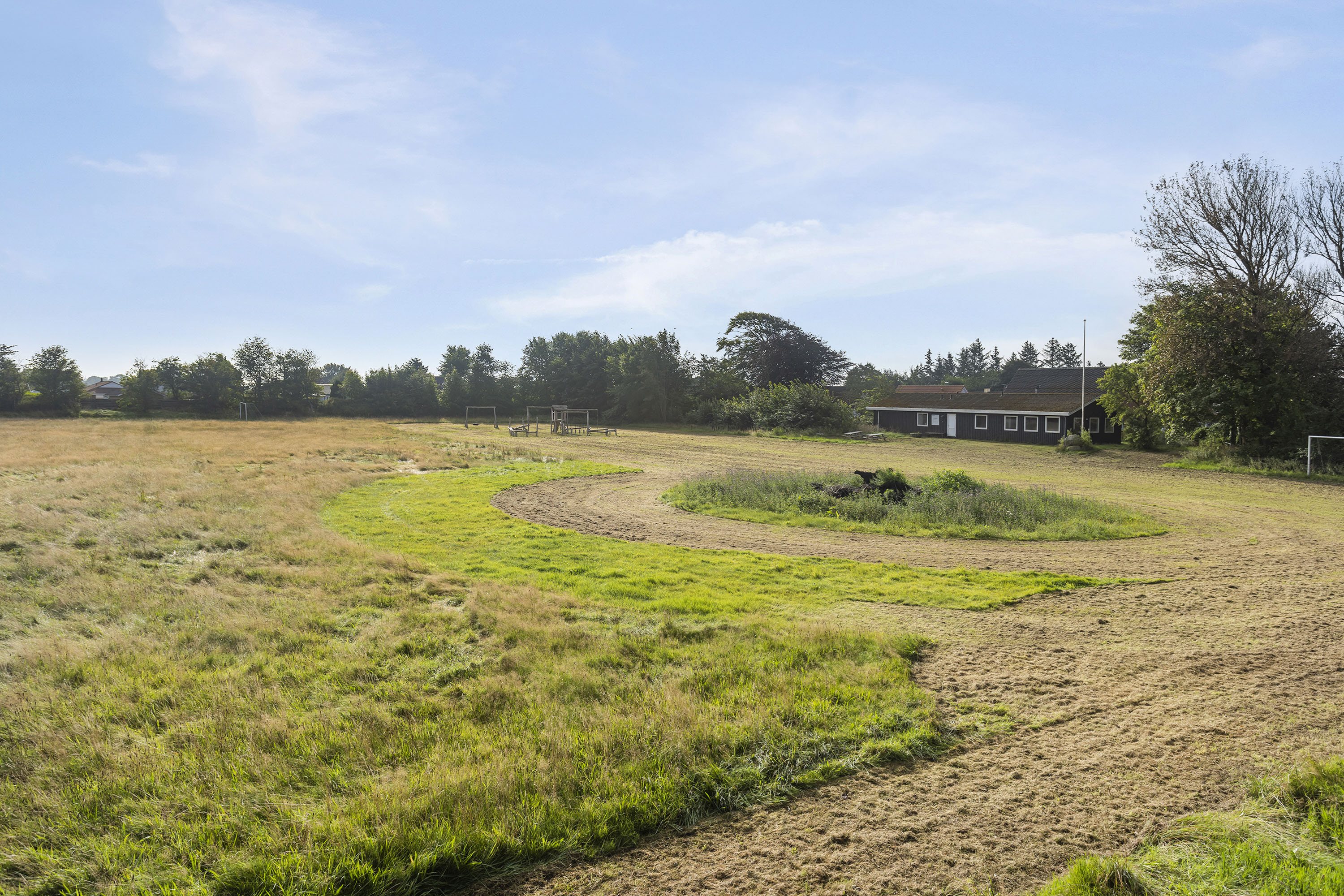 Fremhævet  billede i fuldskærmstilstand. Billede af Idræts Alle 9, Stenhøj, 9900 Frederikshavn