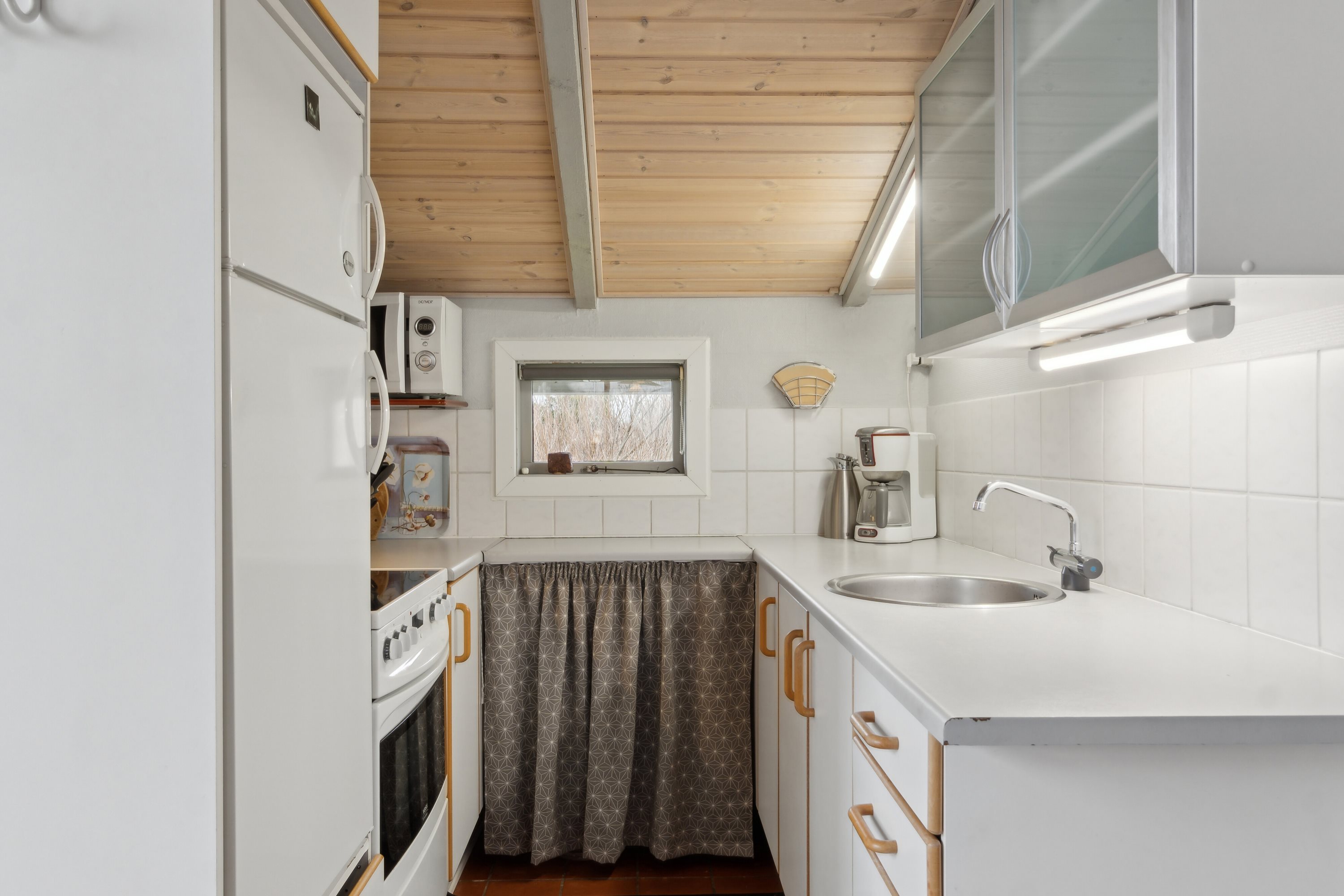 Fremhævet køkken billede i fuldskærmstilstand. Billede af Ingerslevvej 2, Vorupør, 7700 Thisted