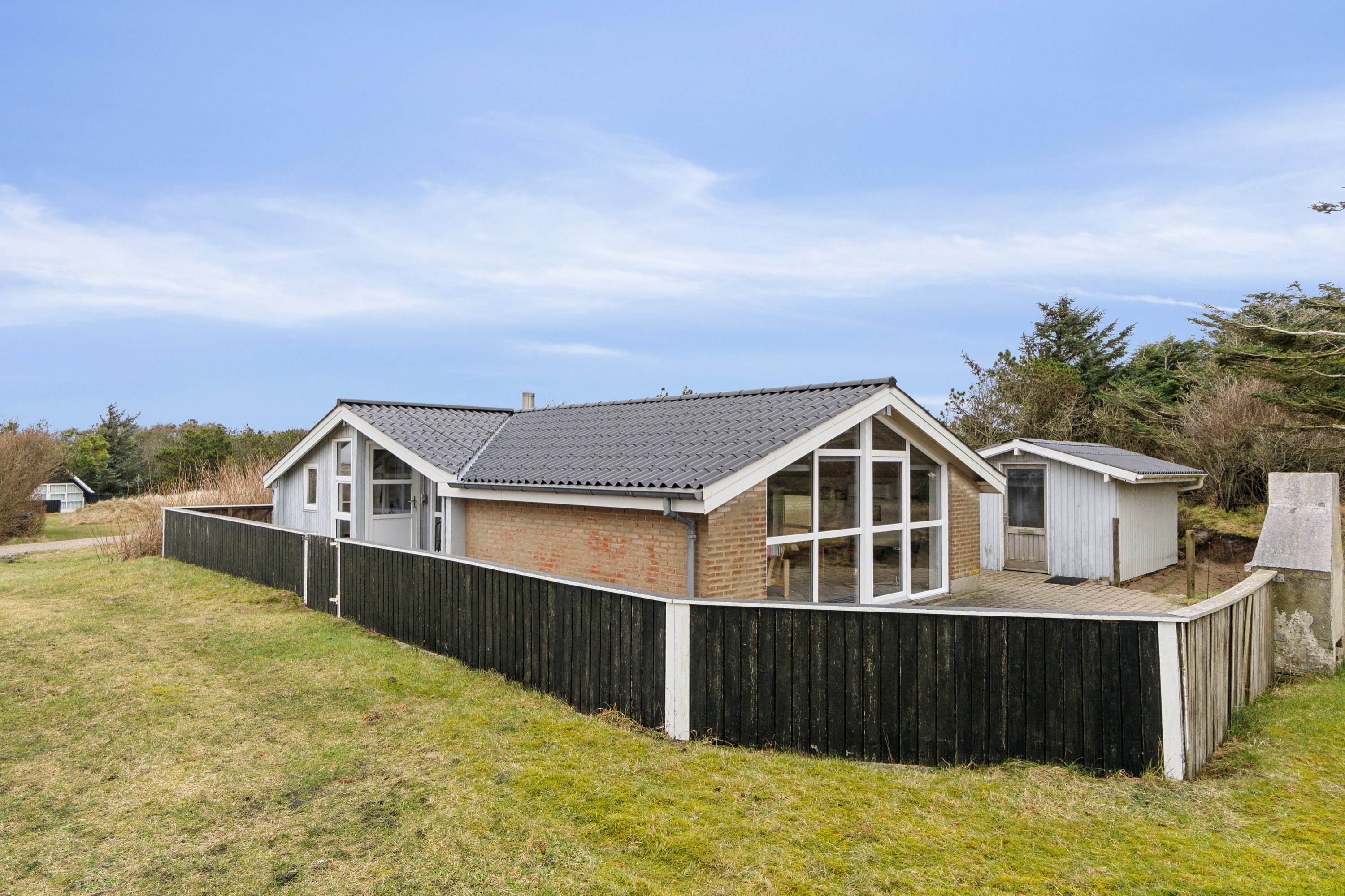 Fremhævet set fra haven billede i fuldskærmstilstand. Billede af Ingerslevvej 2, Vorupør, 7700 Thisted