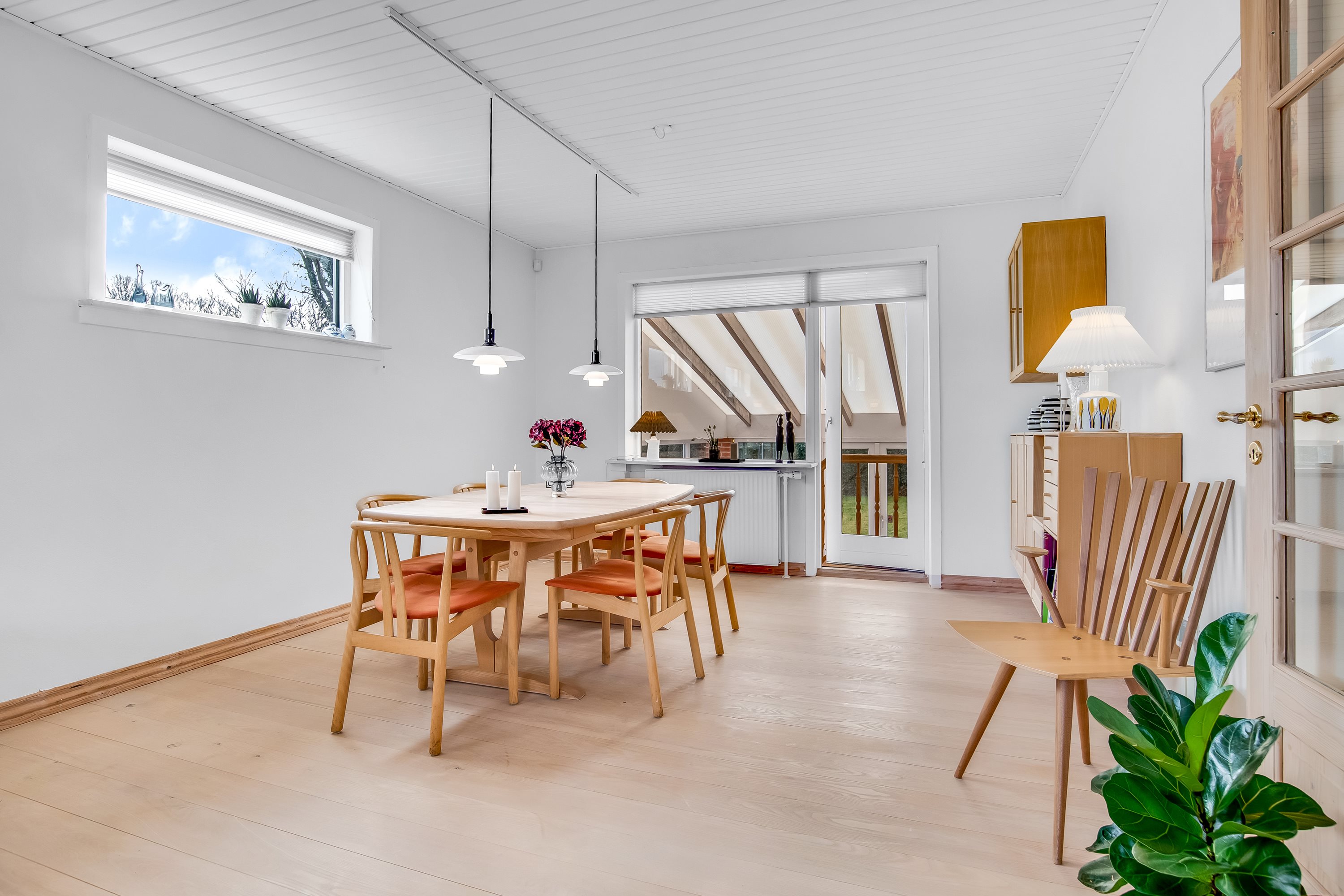 Fremhævet stue billede i fuldskærmstilstand. Billede af Vesterled 23, 7500 Holstebro