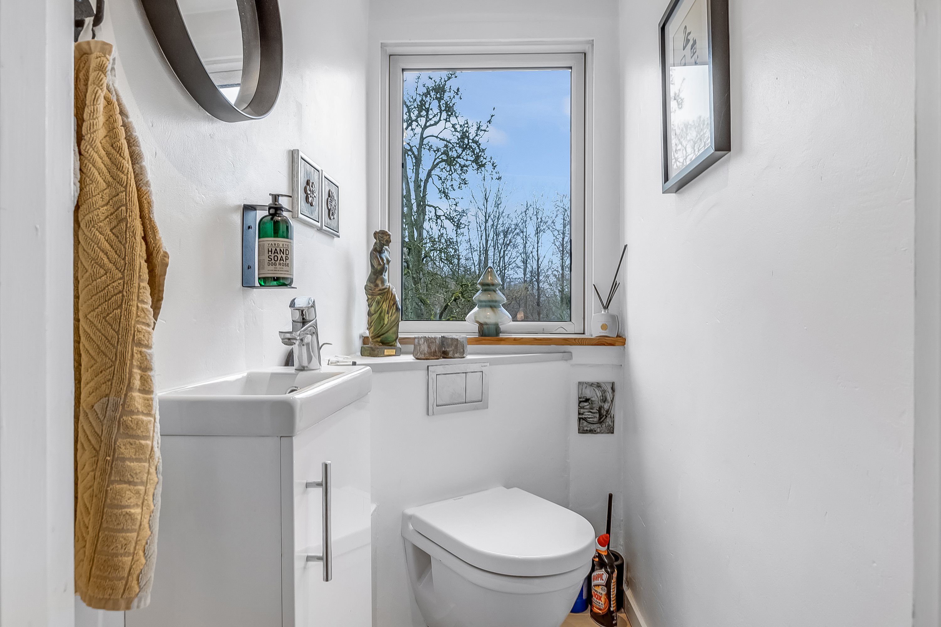 Fremhævet toilet billede i fuldskærmstilstand. Billede af Fredericiavej 26, 7100 Vejle