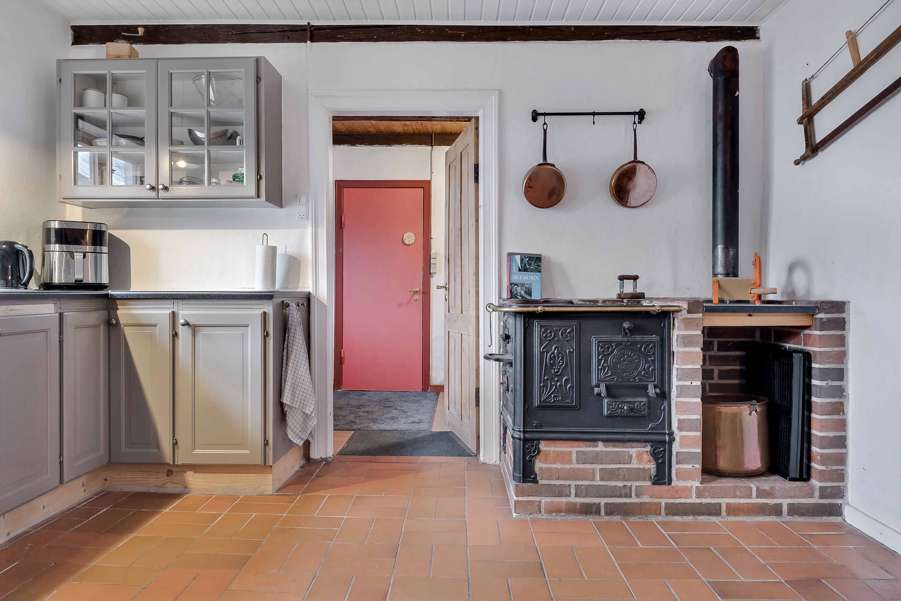 Fremhævet køkken billede i fuldskærmstilstand. Billede af Radbyvej 7, Allested, 5672 Broby