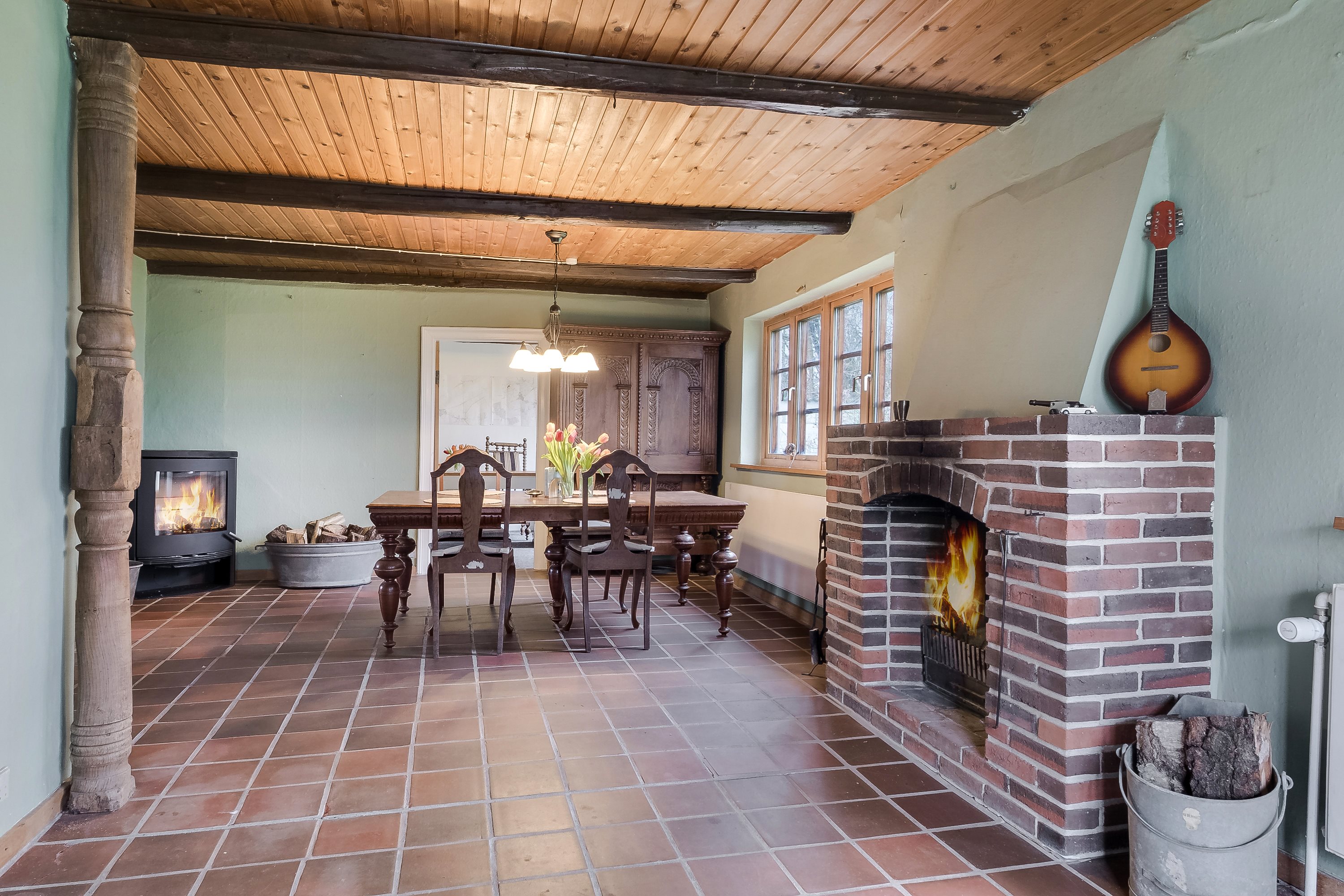 Fremhævet stue billede i fuldskærmstilstand. Billede af Radbyvej 7, Allested, 5672 Broby