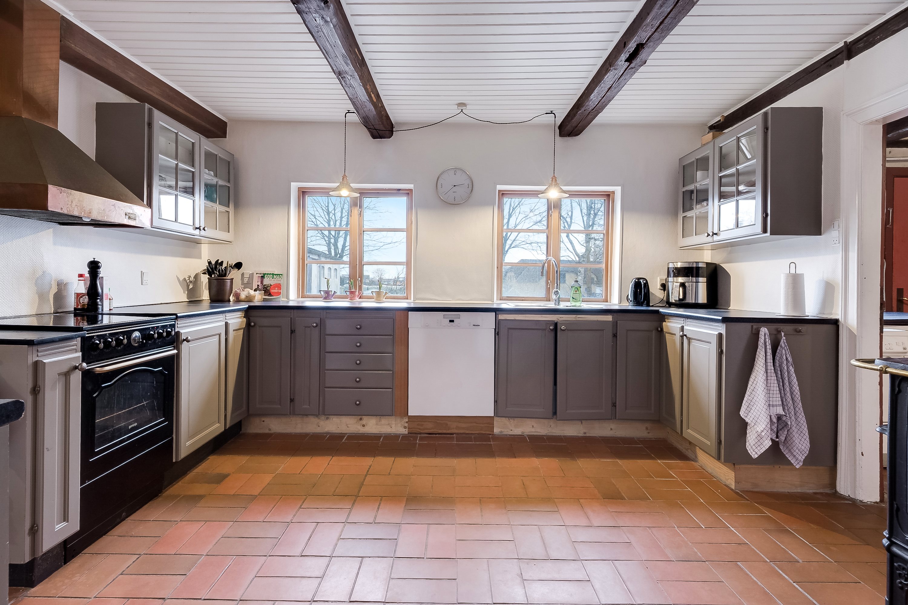 Fremhævet køkken billede i fuldskærmstilstand. Billede af Radbyvej 7, Allested, 5672 Broby