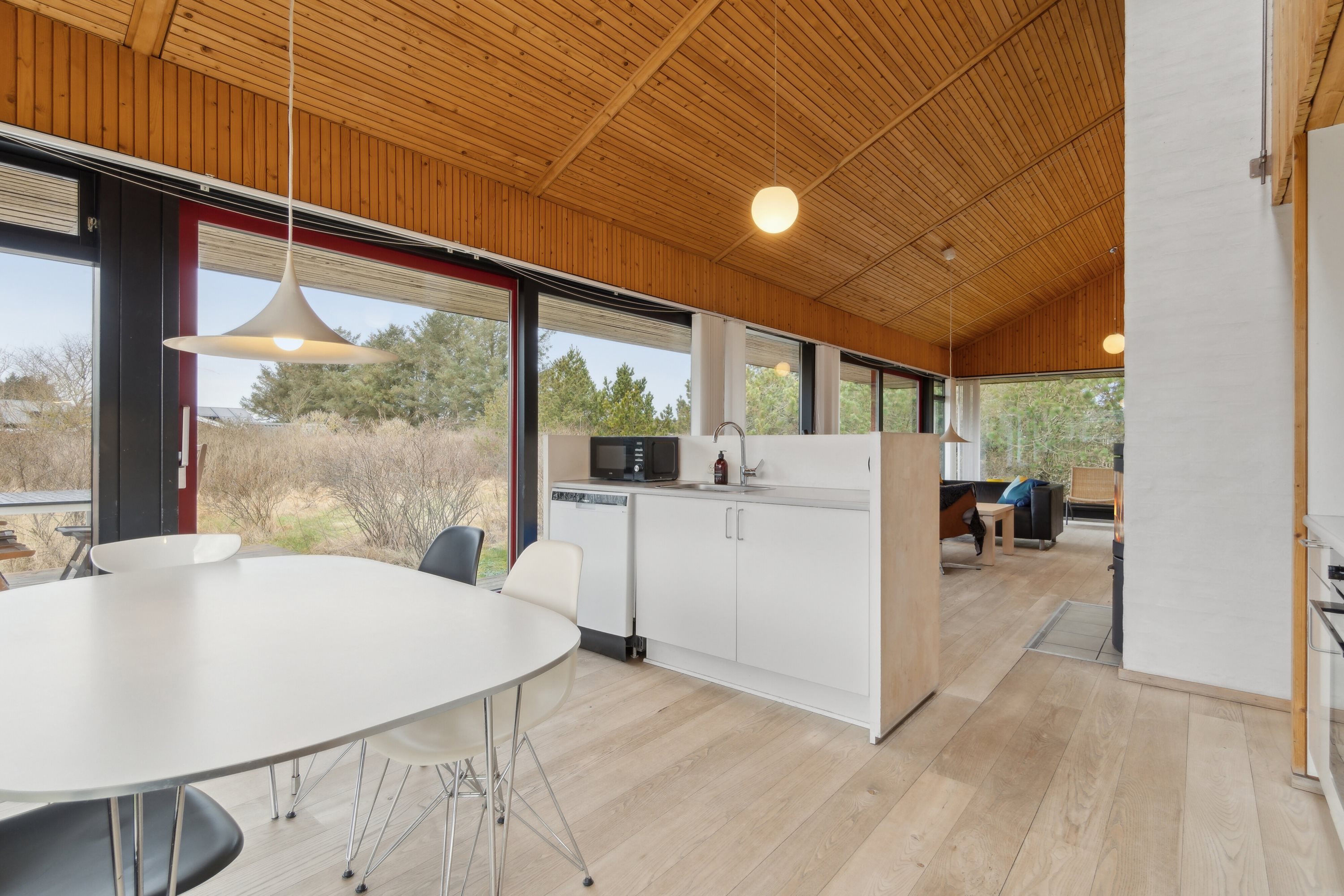 Fremhævet spisestue billede i fuldskærmstilstand. Billede af Nordsøvej 202A, Vorupør, 7700 Thisted