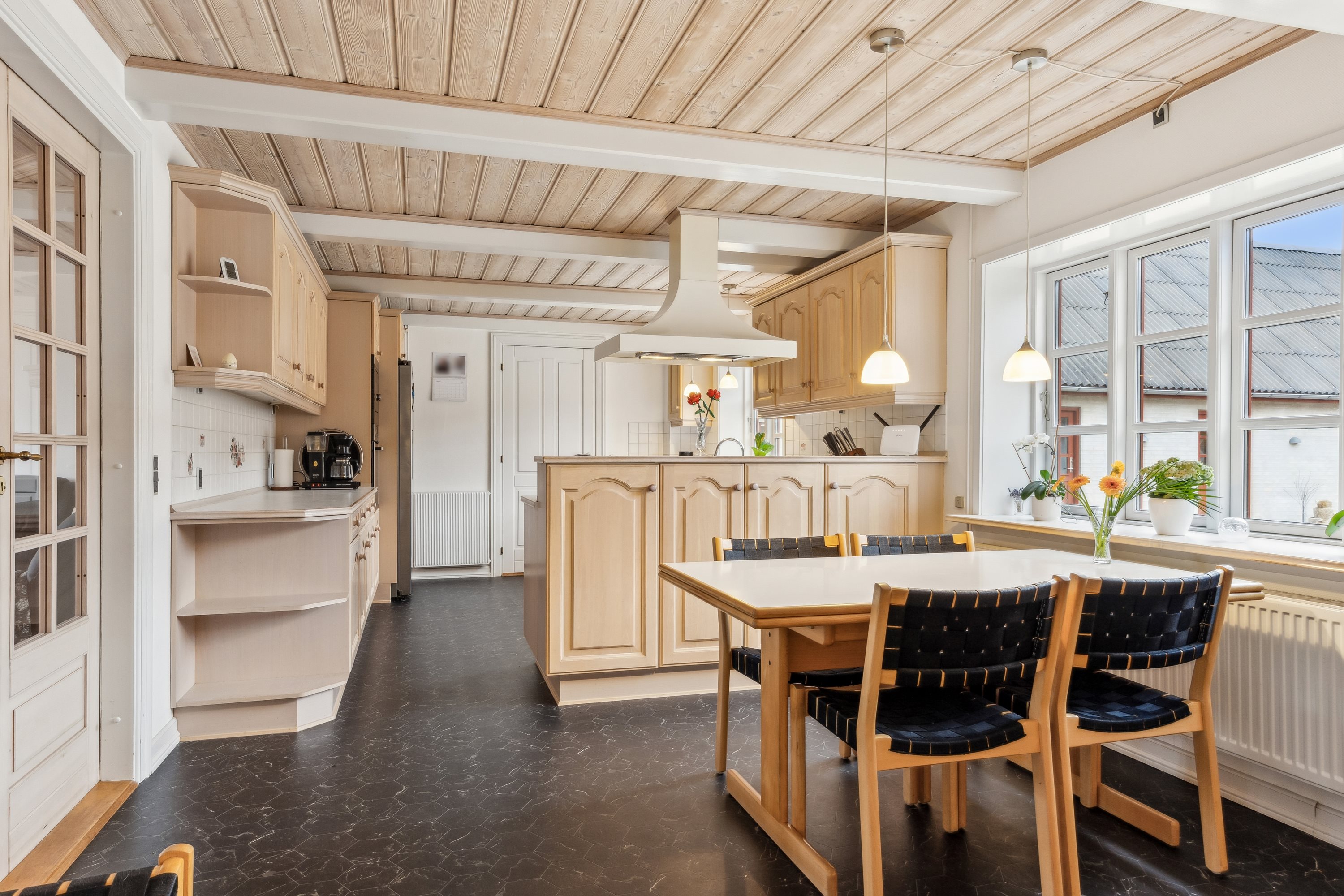 Fremhævet spisestue billede i fuldskærmstilstand. Billede af Slagelsevej 50, 4270 Høng