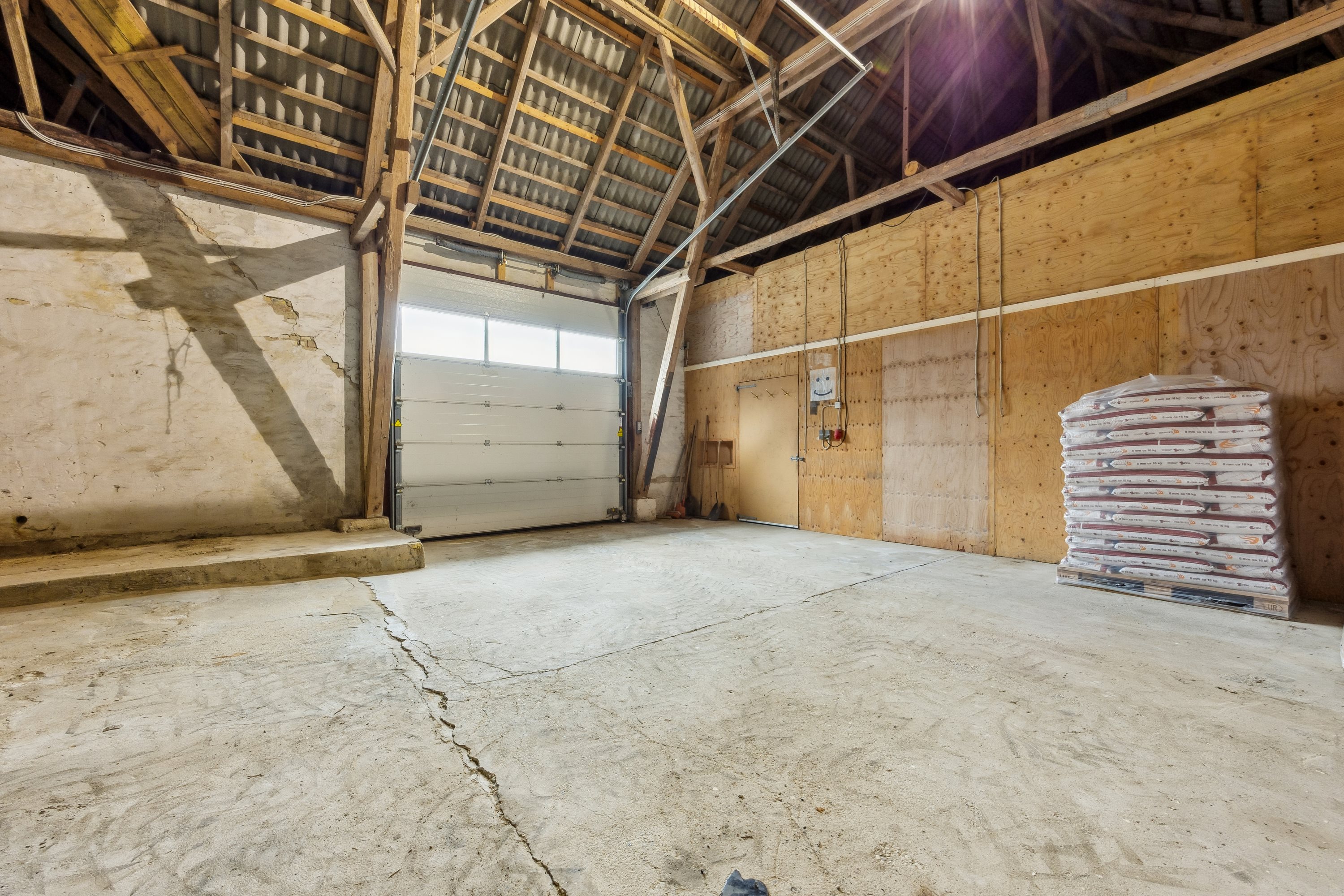 Fremhævet stald billede i fuldskærmstilstand. Billede af Slagelsevej 50, 4270 Høng