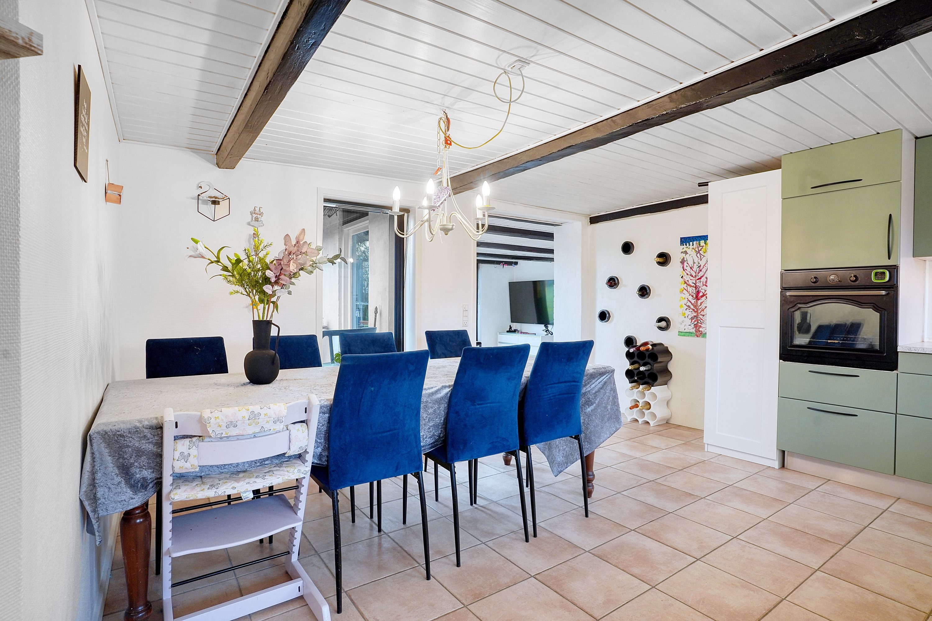 Fremhævet køkken billede i fuldskærmstilstand. Billede af Storgårdsvej 103, Dalby Huse, 3630 Jægerspris