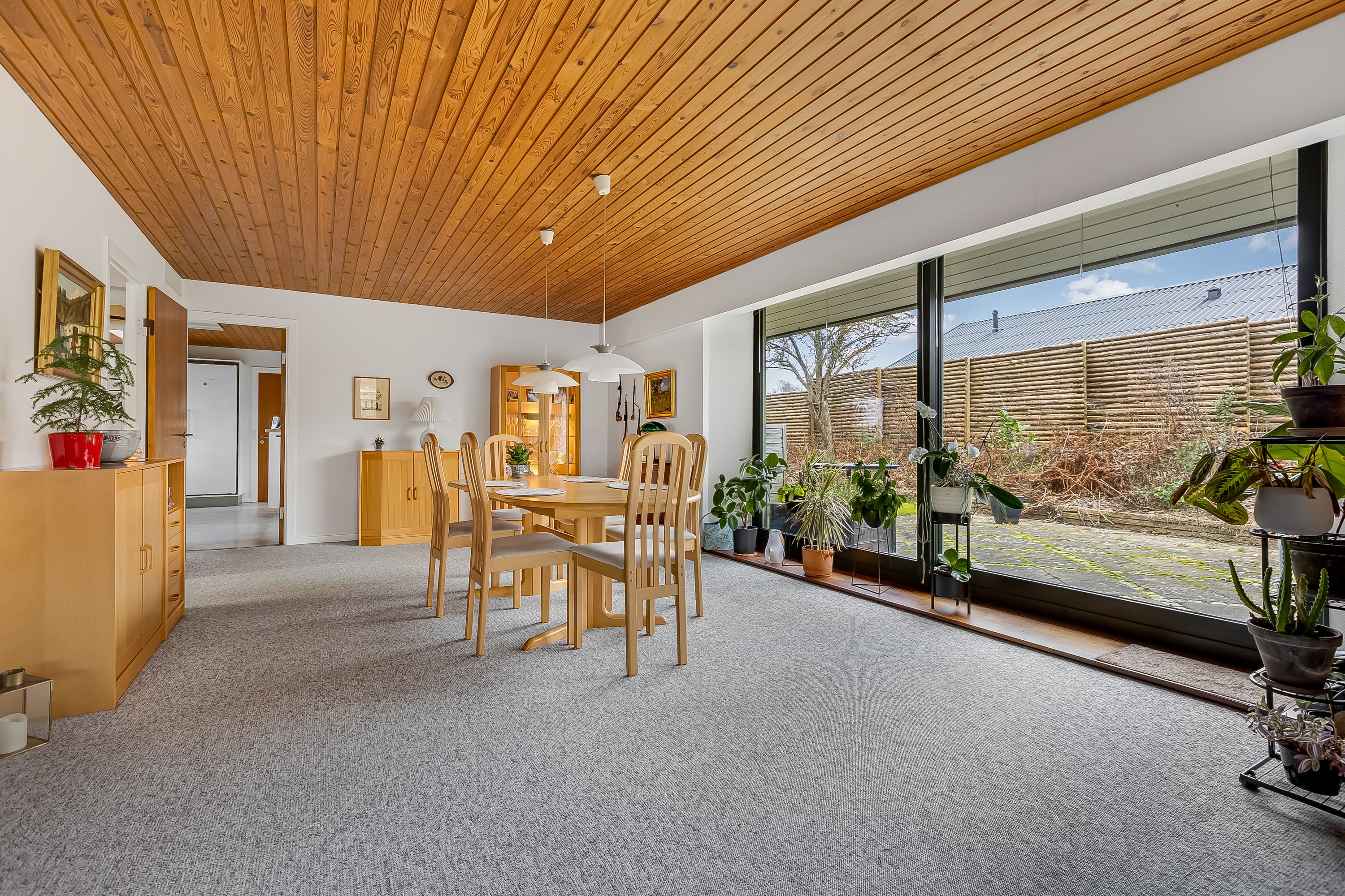 Fremhævet stue billede i fuldskærmstilstand. Billede af Bausager 6, Gevninge, 4000 Roskilde